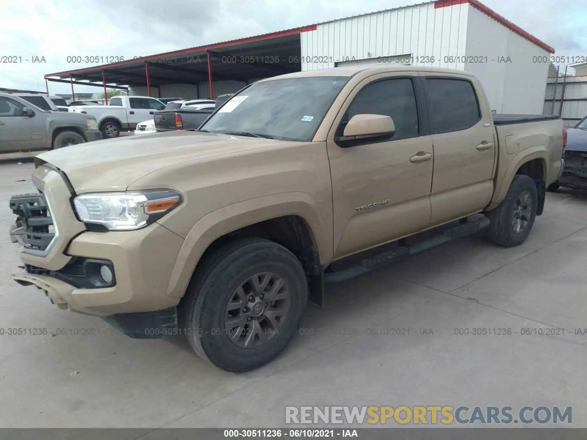 2 Фотография поврежденного автомобиля 5TFAZ5CN3KX074702 TOYOTA TACOMA 2WD 2019