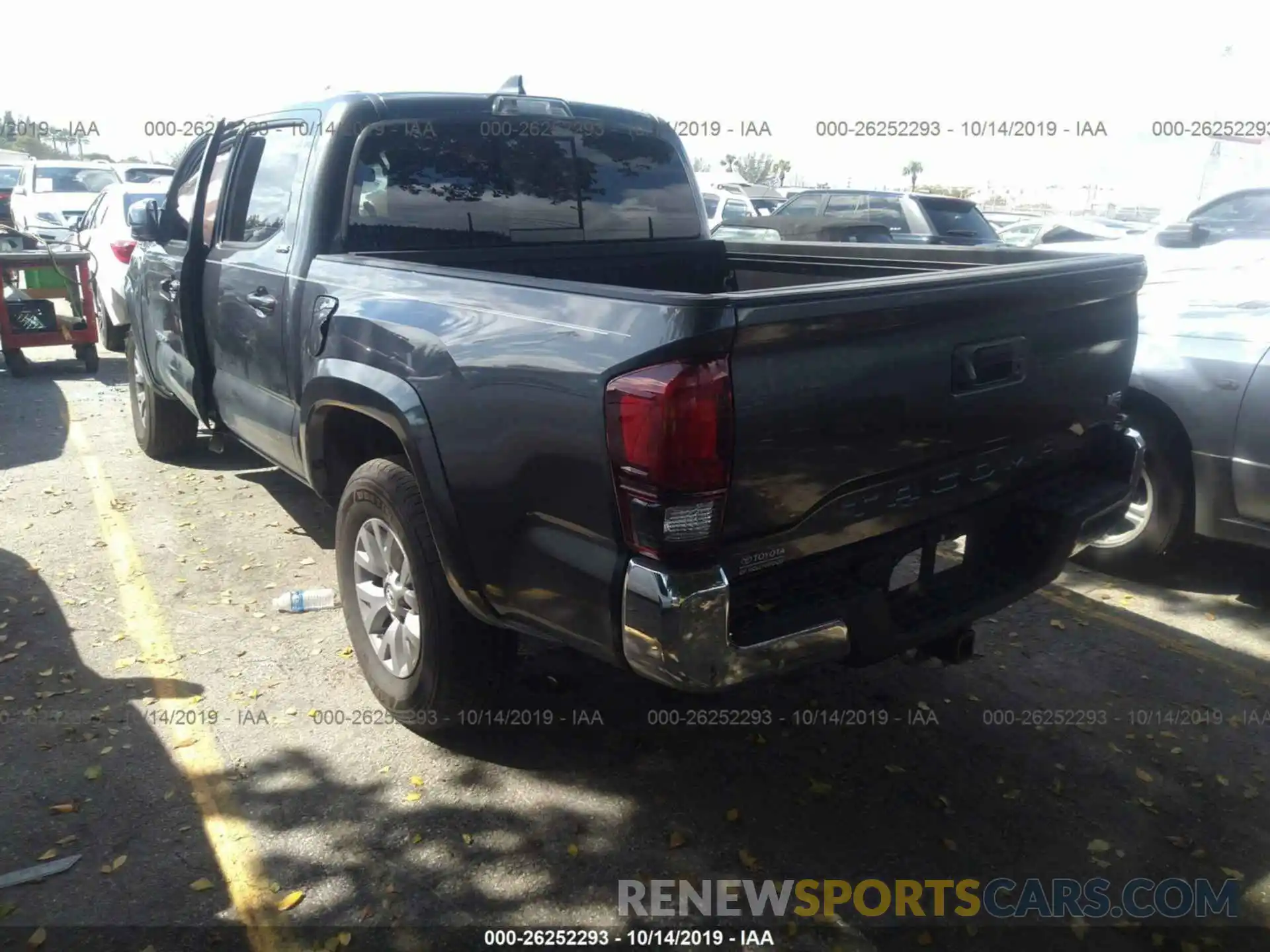 3 Photograph of a damaged car 5TFAZ5CN3KX079933 TOYOTA TACOMA 2WD 2019