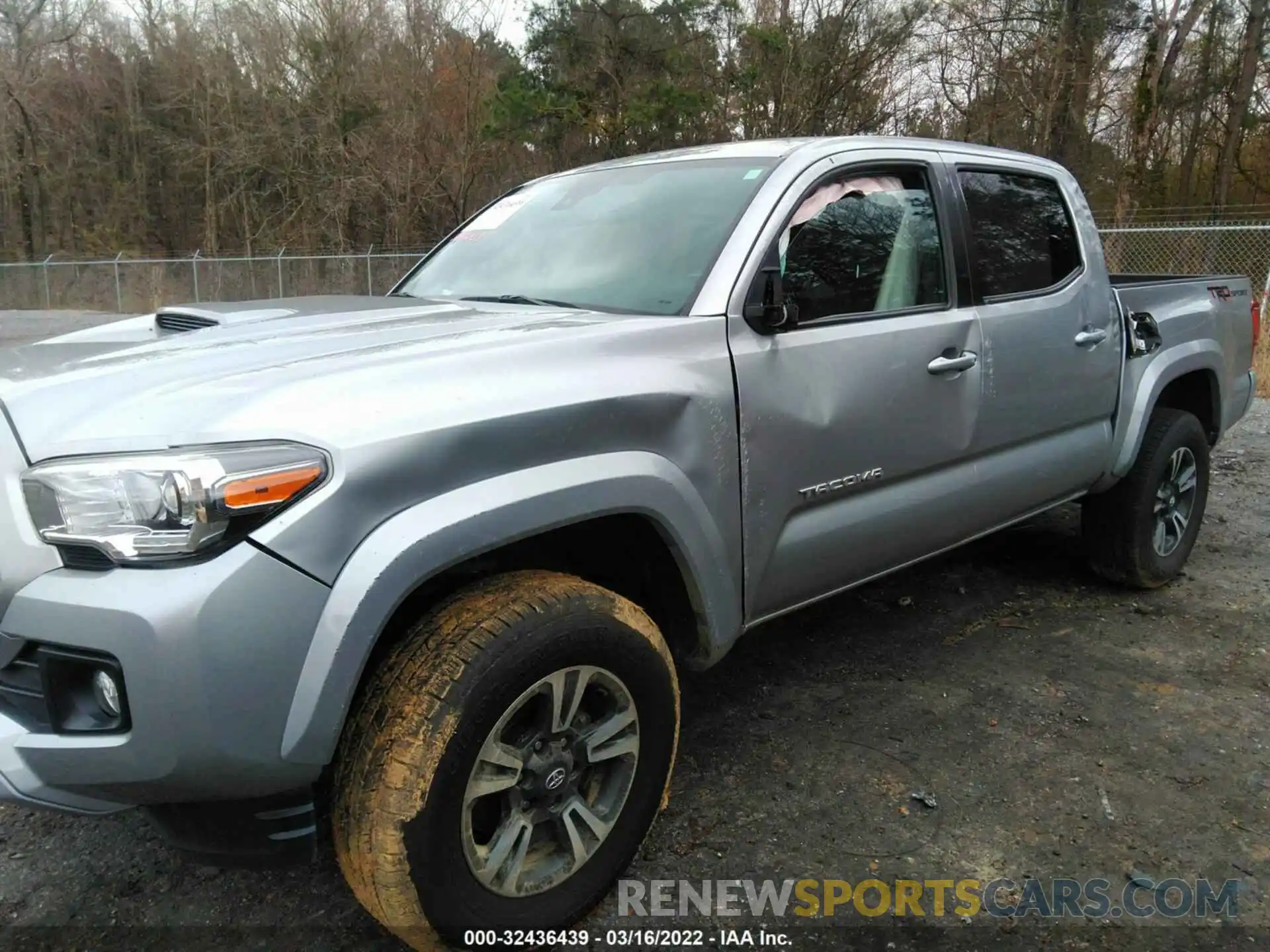 6 Photograph of a damaged car 5TFAZ5CN4KX073199 TOYOTA TACOMA 2WD 2019