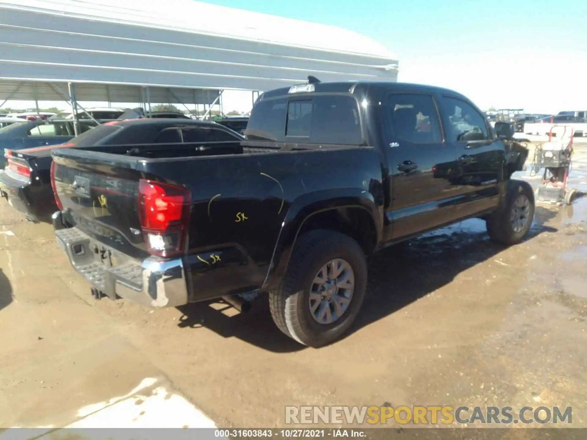 4 Фотография поврежденного автомобиля 5TFAZ5CN4KX074451 TOYOTA TACOMA 2WD 2019