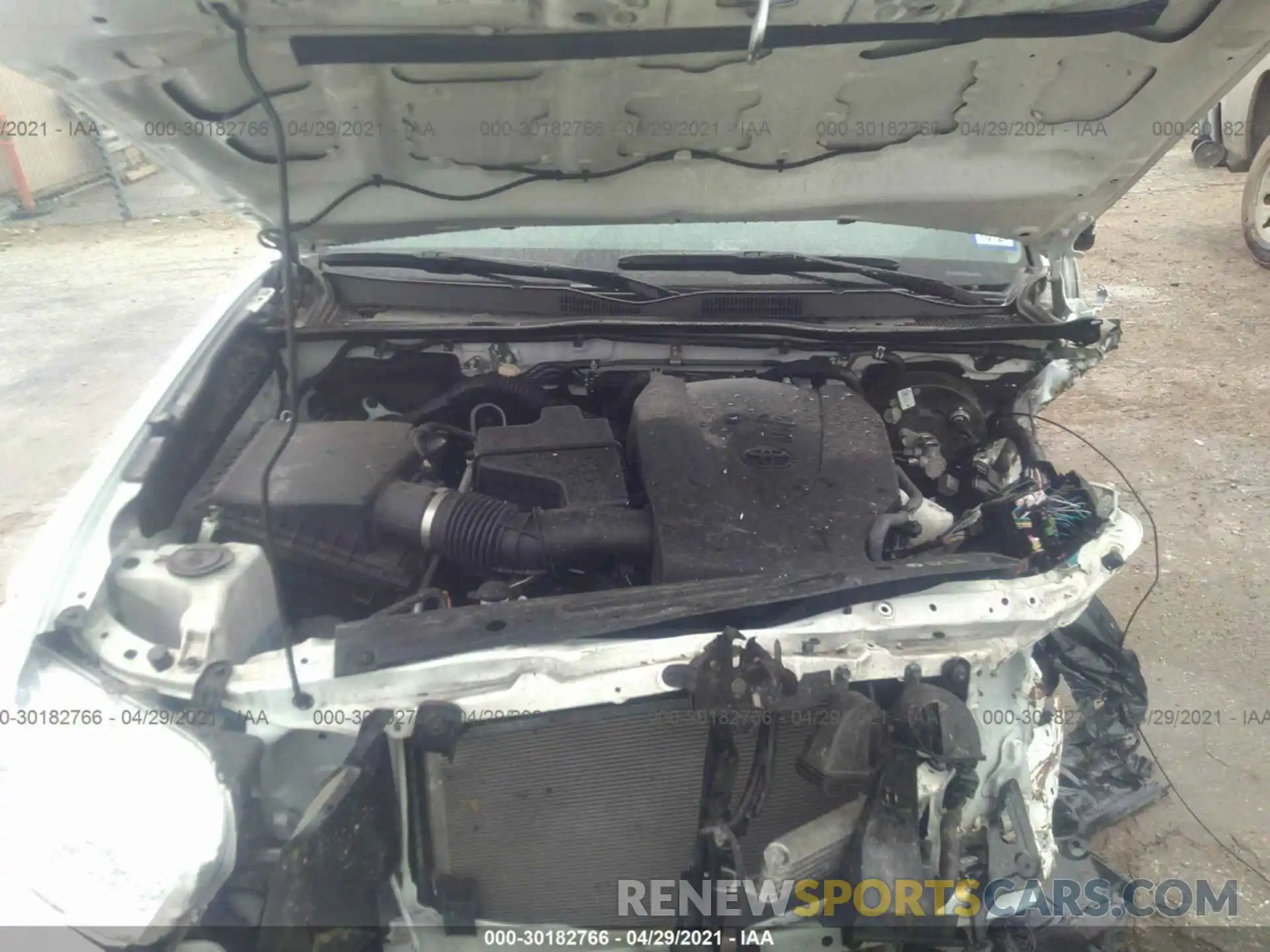 10 Photograph of a damaged car 5TFAZ5CN4KX084543 TOYOTA TACOMA 2WD 2019