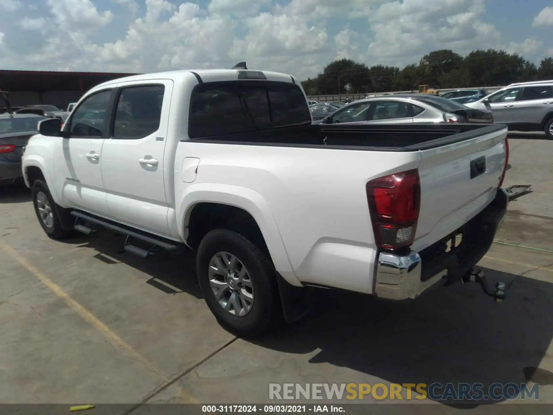 3 Photograph of a damaged car 5TFAZ5CN4KX086213 TOYOTA TACOMA 2WD 2019