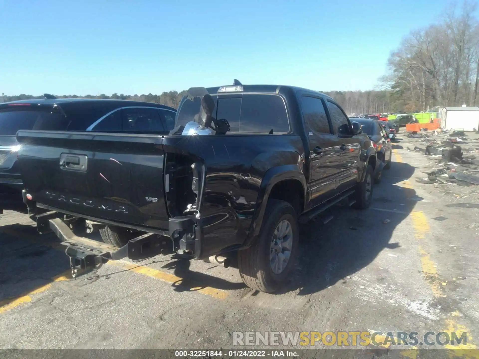 4 Photograph of a damaged car 5TFAZ5CN5KX077410 TOYOTA TACOMA 2WD 2019