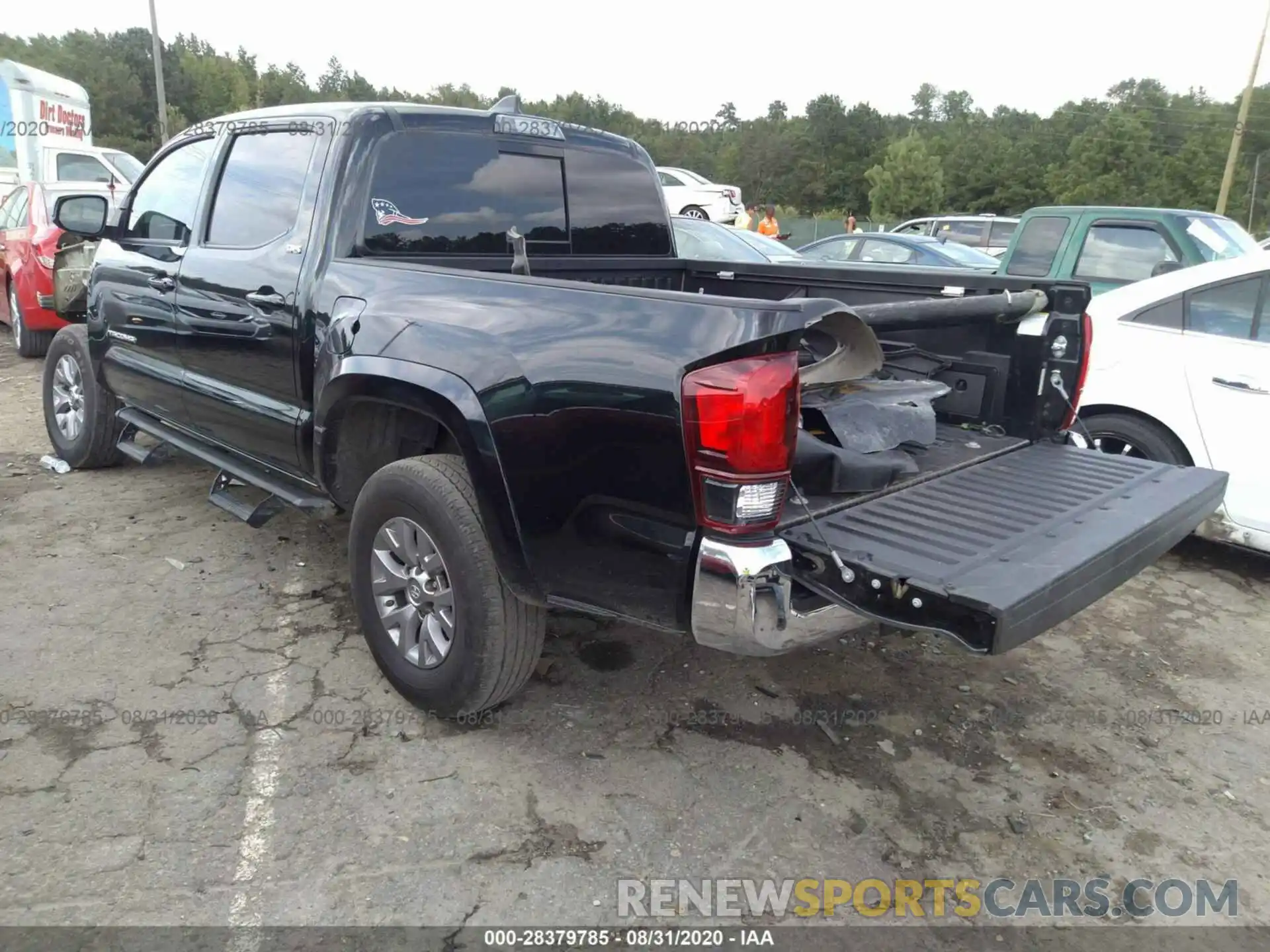 3 Photograph of a damaged car 5TFAZ5CN6KX074709 TOYOTA TACOMA 2WD 2019