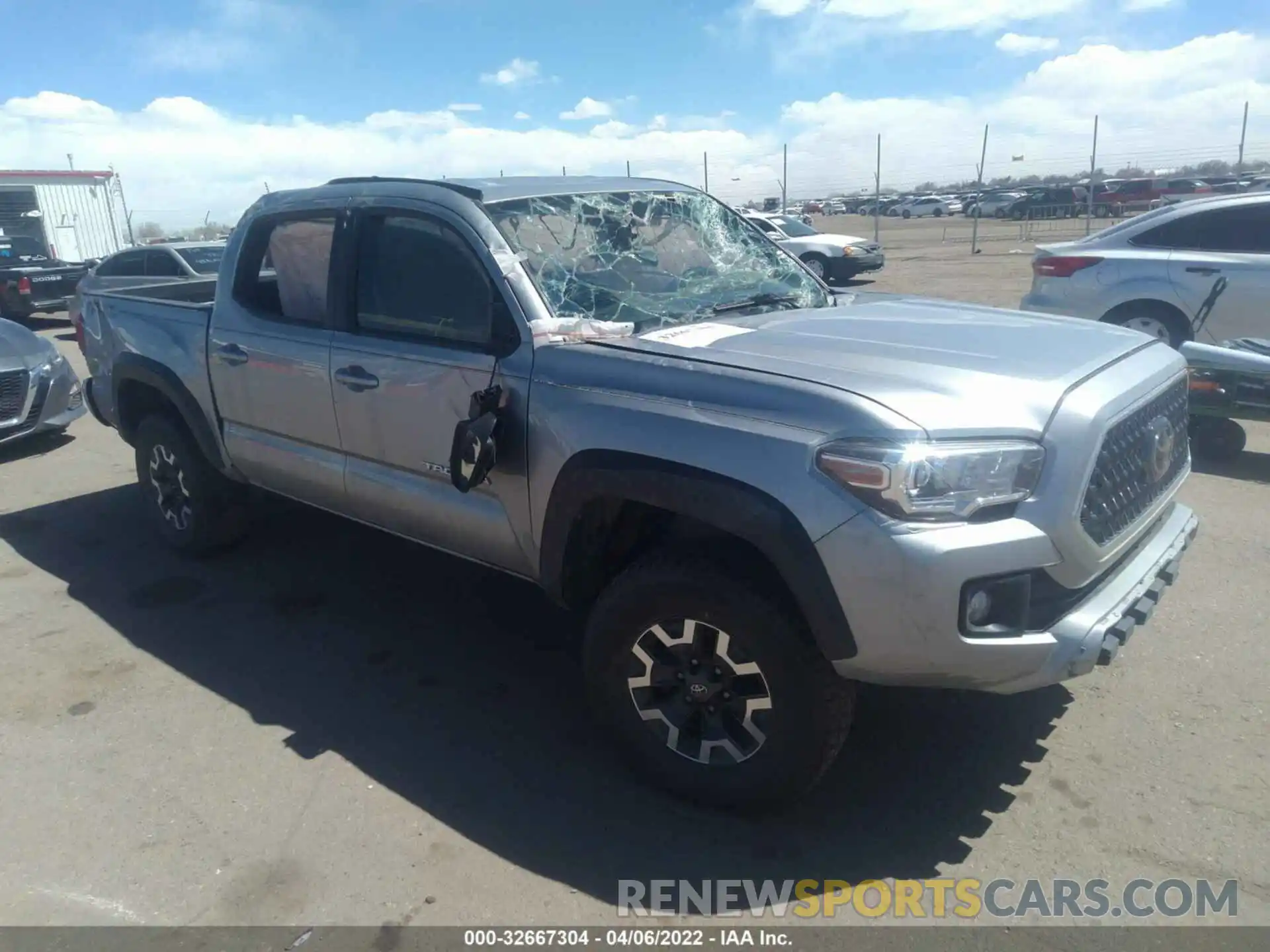 1 Photograph of a damaged car 5TFAZ5CN6KX076525 TOYOTA TACOMA 2WD 2019