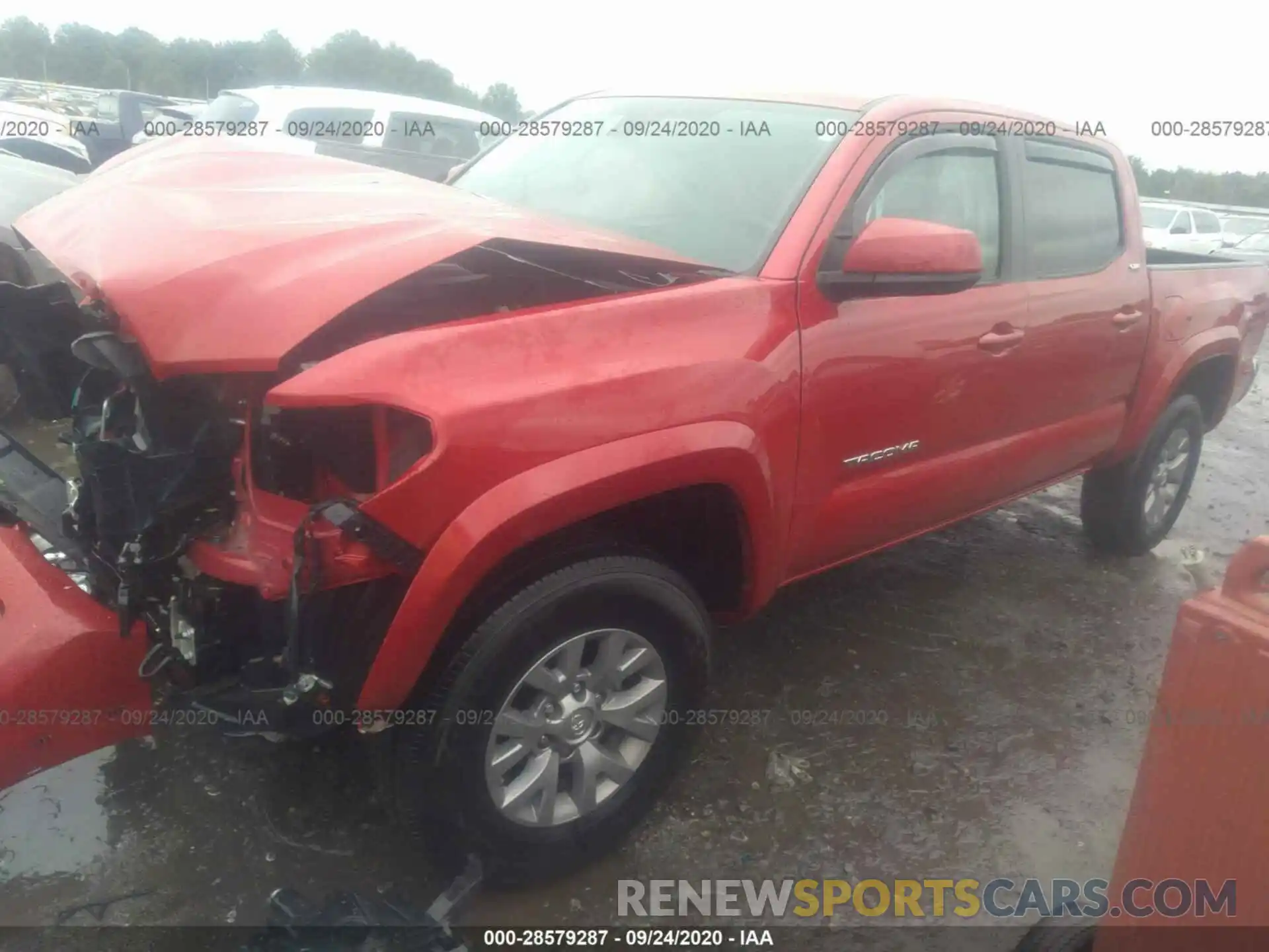 2 Photograph of a damaged car 5TFAZ5CN6KX082387 TOYOTA TACOMA 2WD 2019