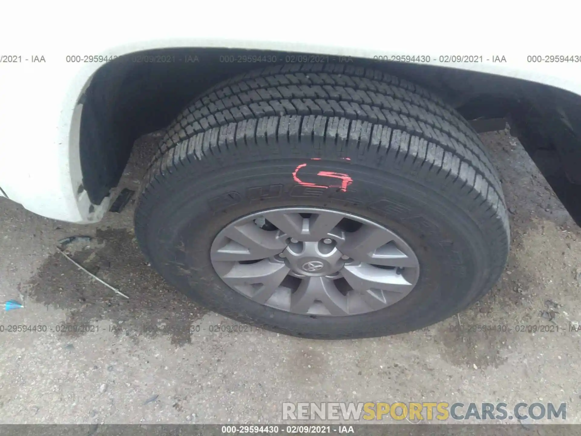 14 Photograph of a damaged car 5TFAZ5CN6KX082602 TOYOTA TACOMA 2WD 2019