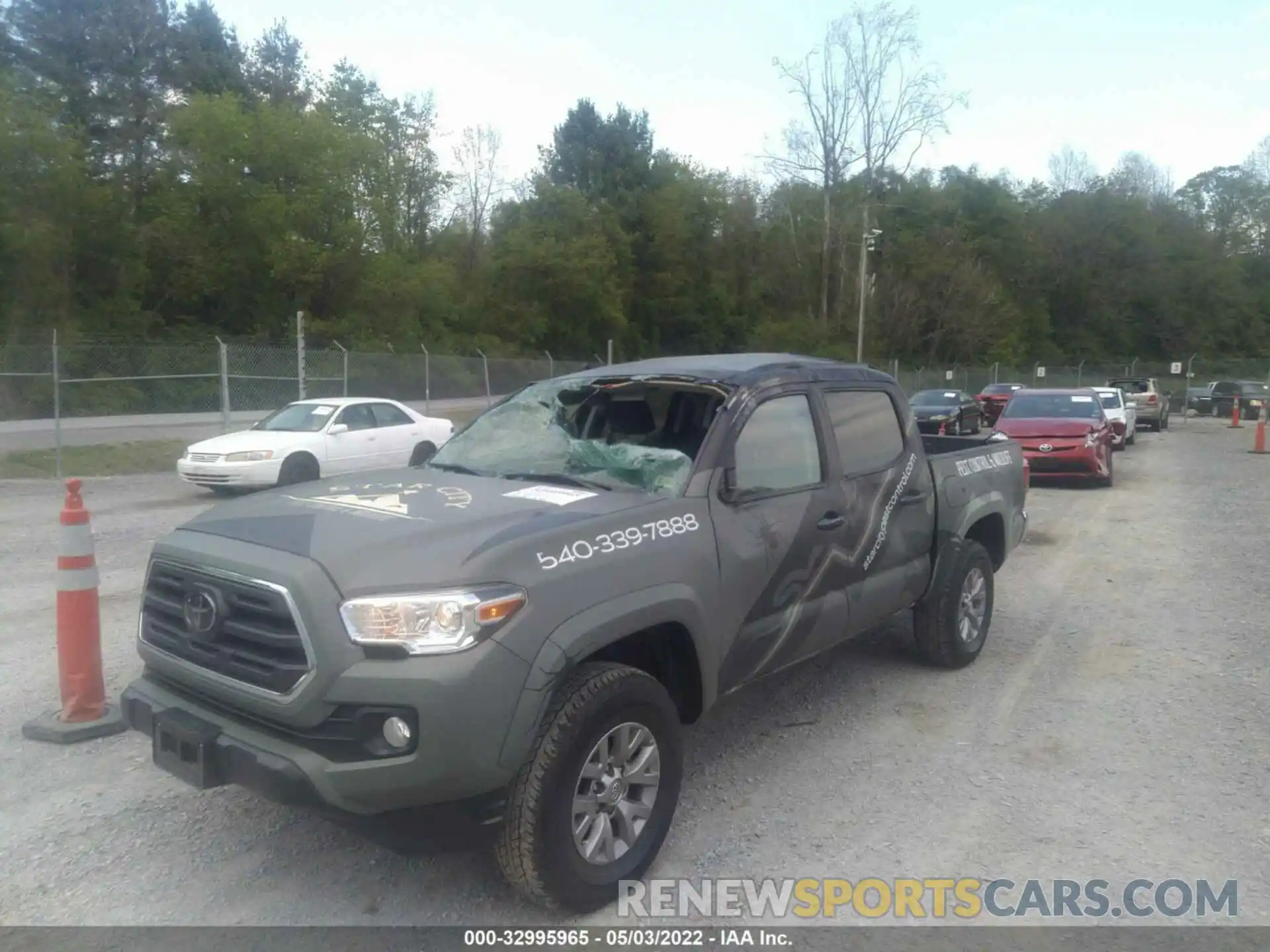 6 Photograph of a damaged car 5TFAZ5CN6KX085855 TOYOTA TACOMA 2WD 2019