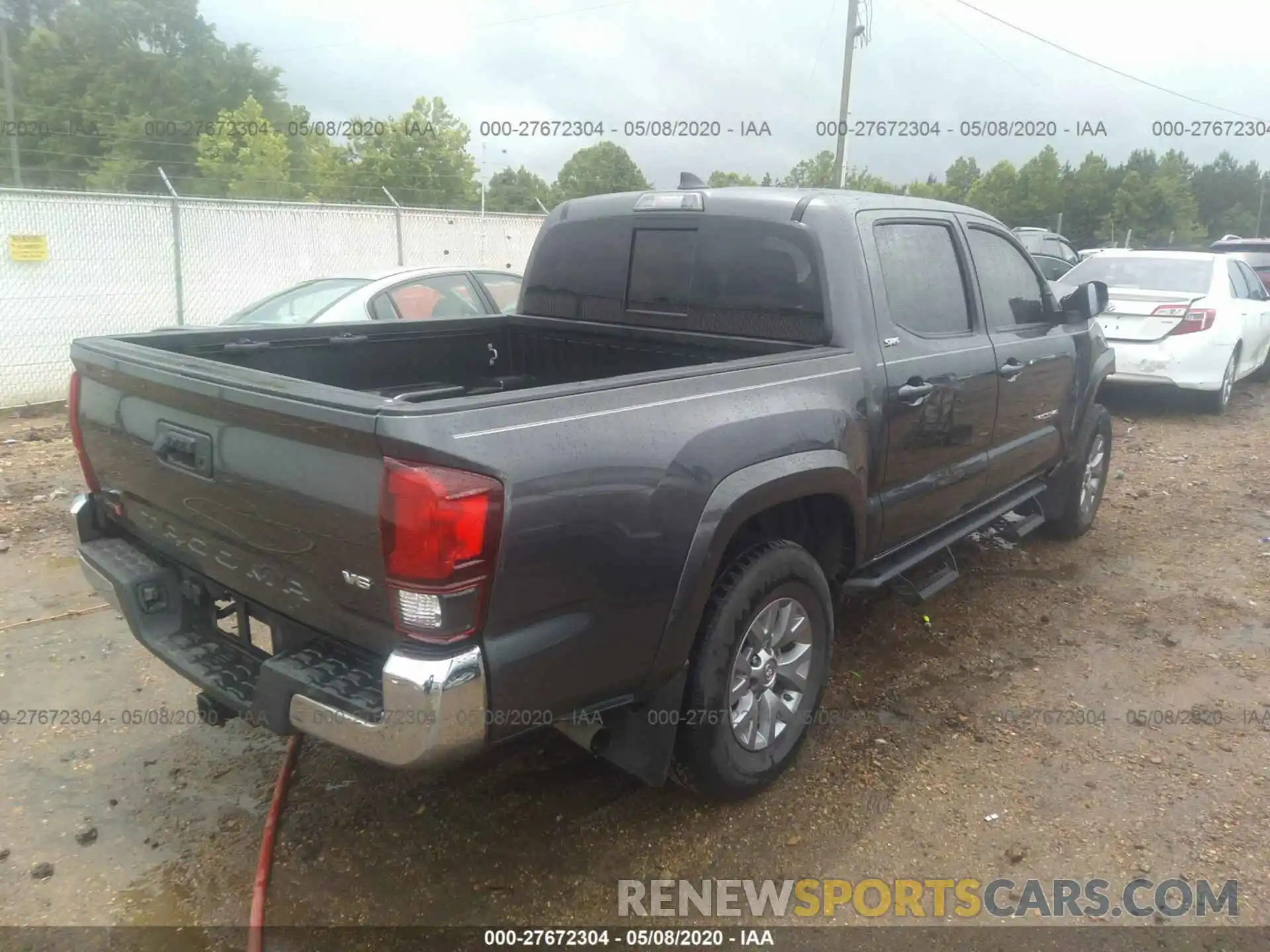 4 Photograph of a damaged car 5TFAZ5CN6KX086049 TOYOTA TACOMA 2WD 2019