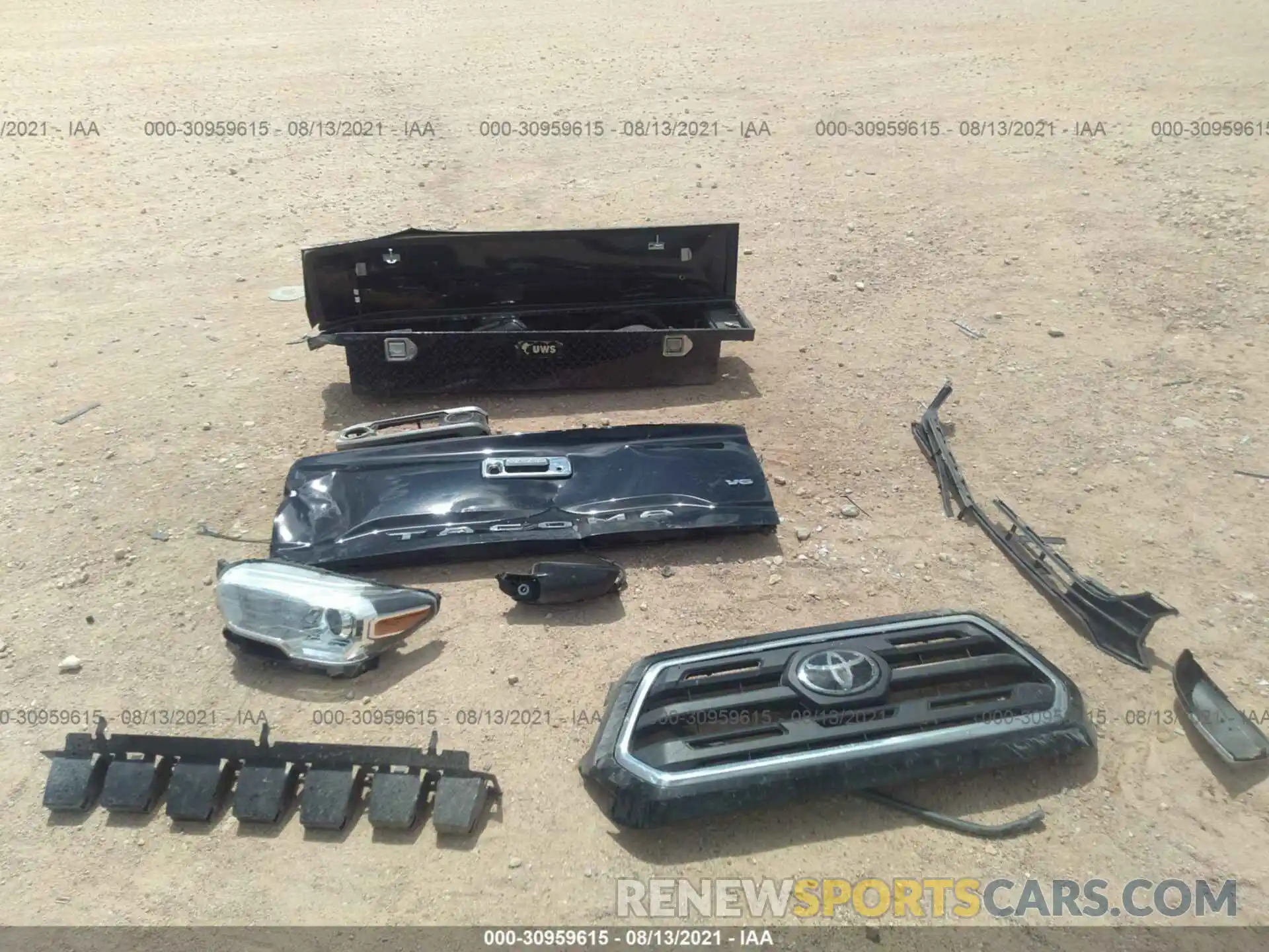 12 Photograph of a damaged car 5TFAZ5CN7KX082267 TOYOTA TACOMA 2WD 2019