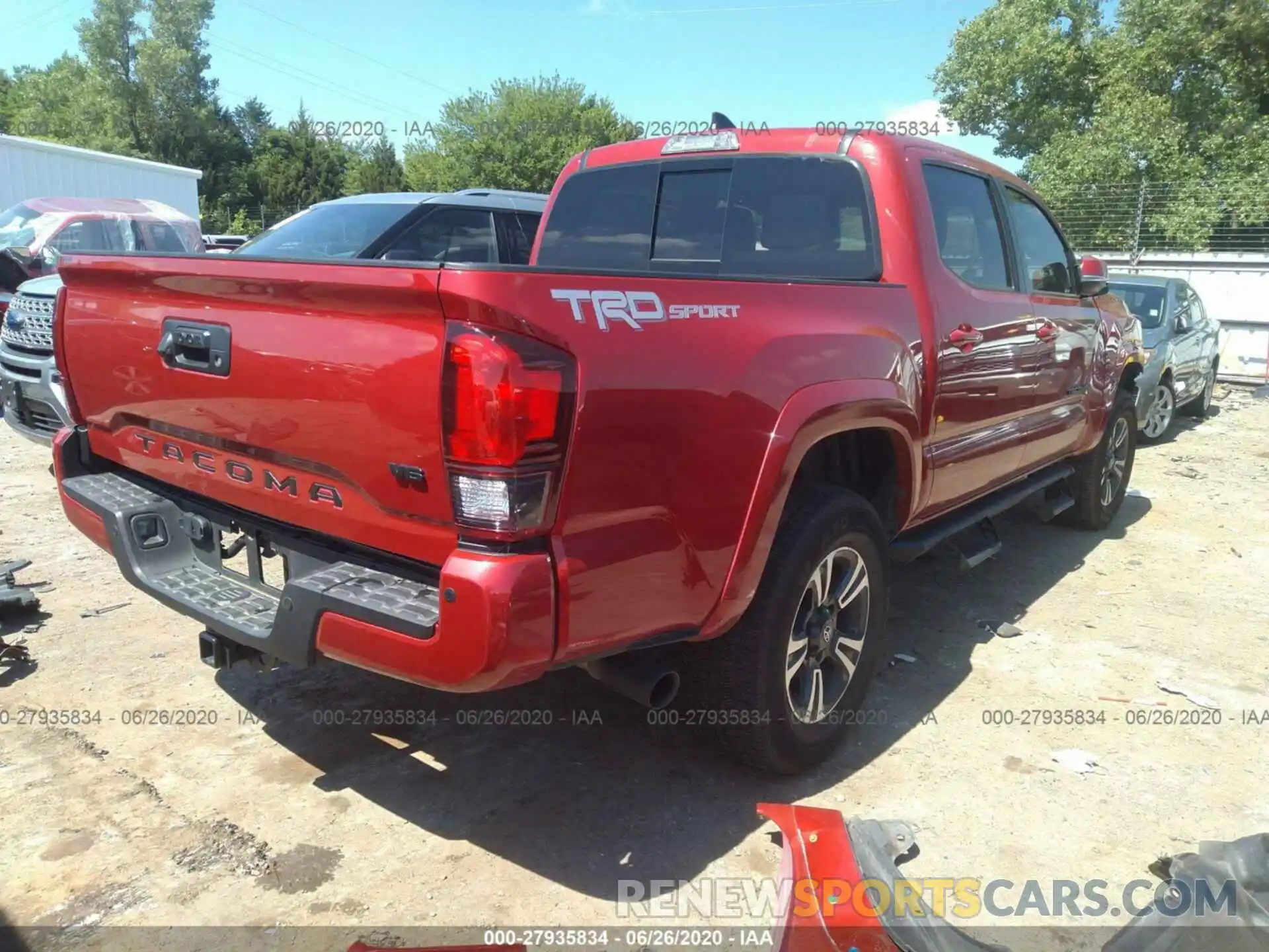 4 Photograph of a damaged car 5TFAZ5CN8KX079054 TOYOTA TACOMA 2WD 2019