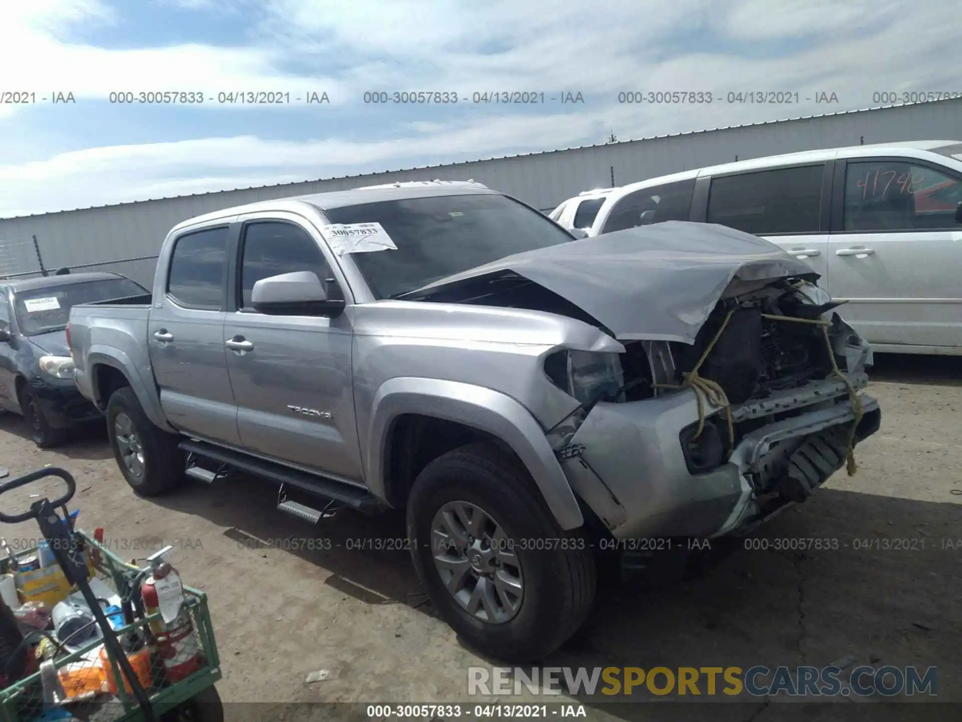 1 Photograph of a damaged car 5TFAZ5CN8KX079815 TOYOTA TACOMA 2WD 2019