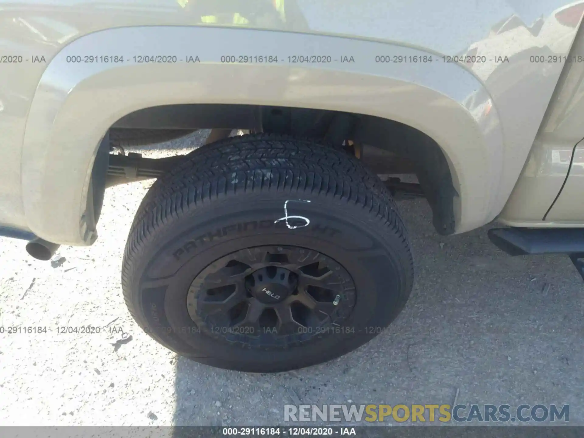 15 Photograph of a damaged car 5TFAZ5CN8KX080219 TOYOTA TACOMA 2WD 2019