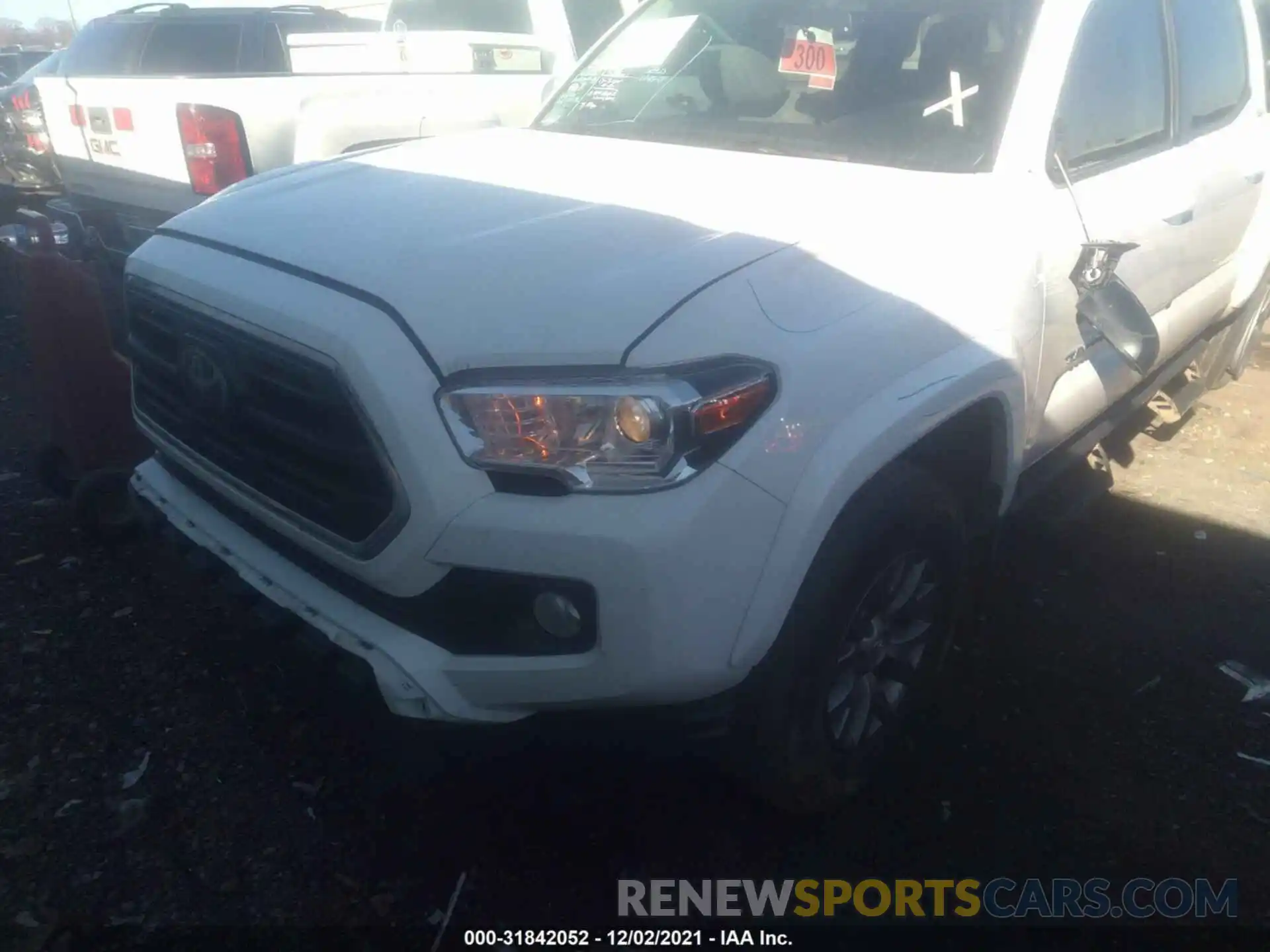 2 Photograph of a damaged car 5TFAZ5CN9KX072002 TOYOTA TACOMA 2WD 2019