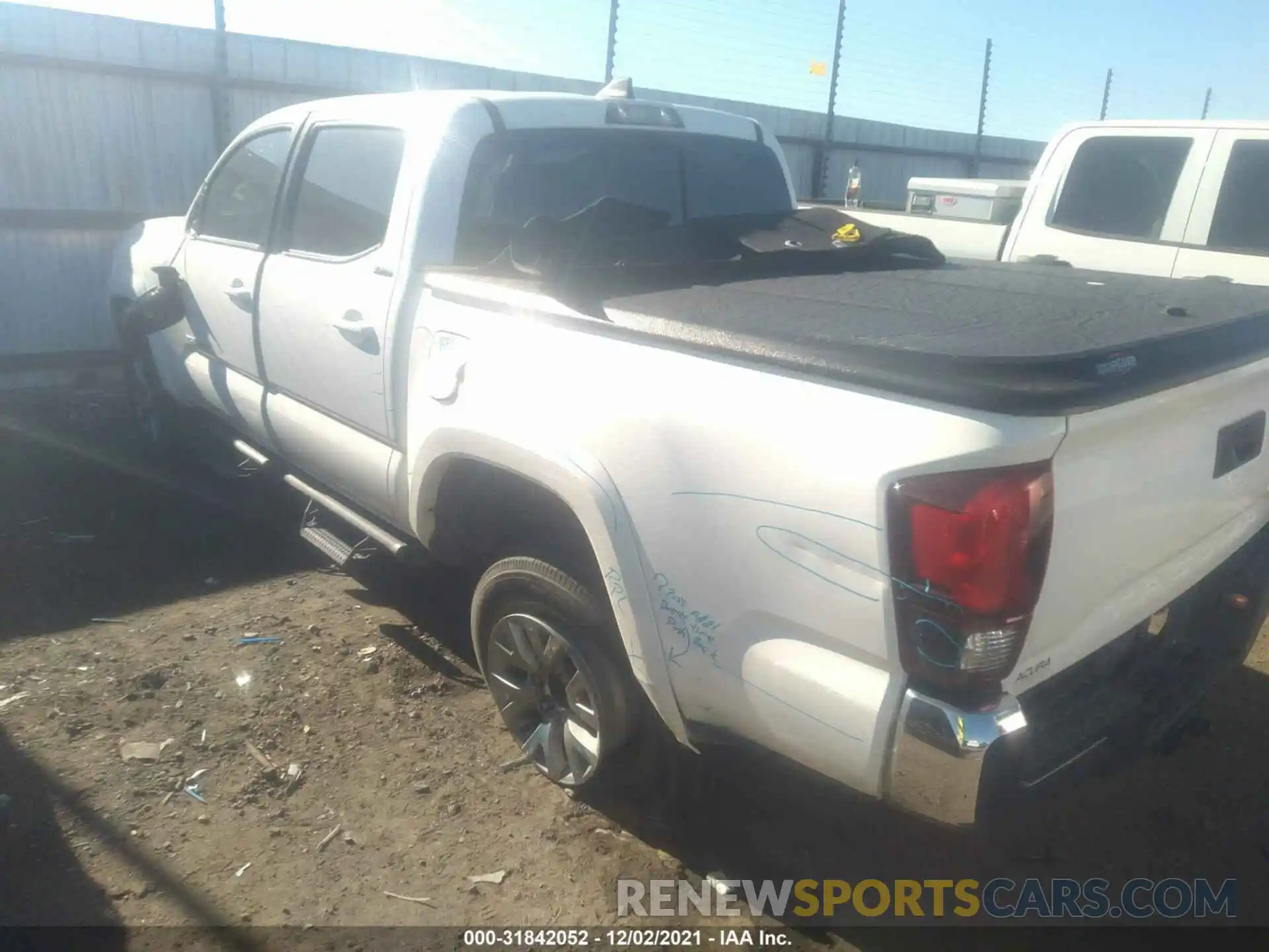 6 Photograph of a damaged car 5TFAZ5CN9KX072002 TOYOTA TACOMA 2WD 2019