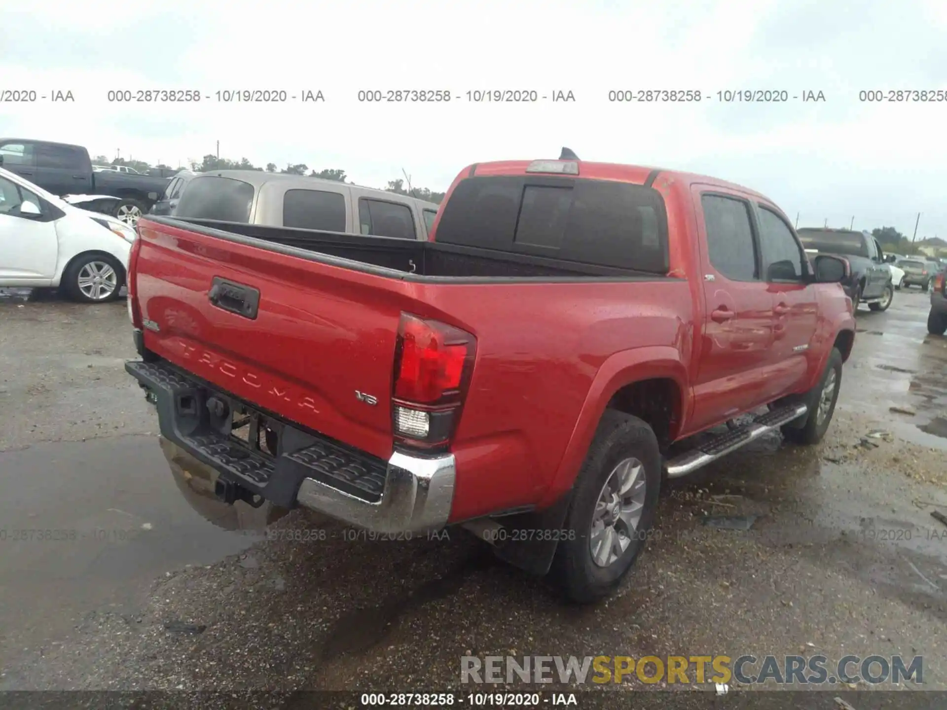 4 Фотография поврежденного автомобиля 5TFAZ5CNXKX078584 TOYOTA TACOMA 2WD 2019