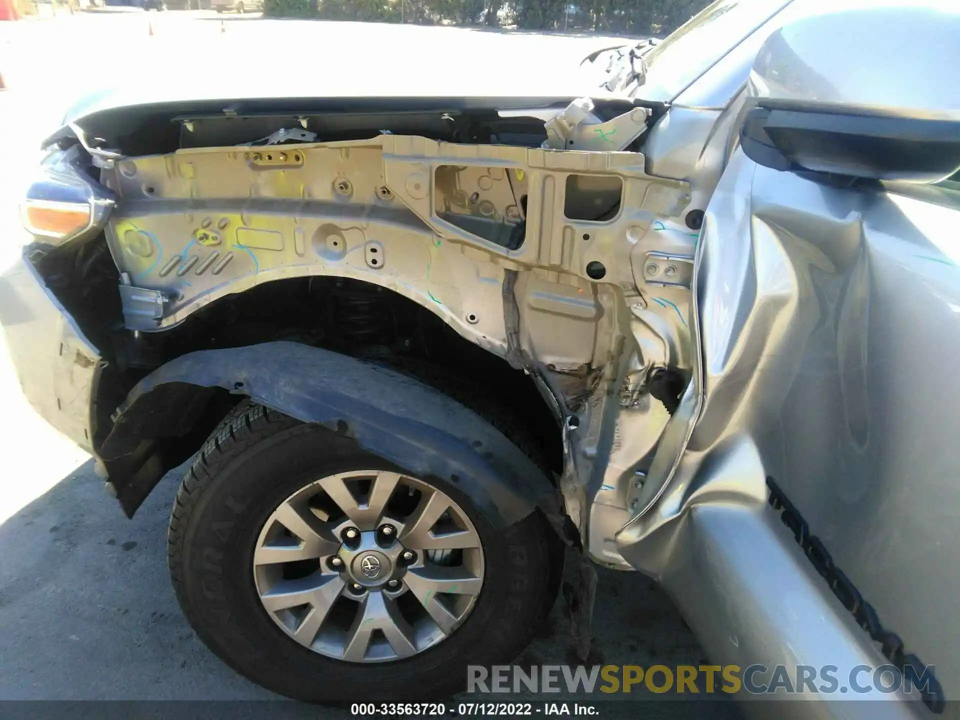 6 Photograph of a damaged car 5TFAZ5CNXKX084238 TOYOTA TACOMA 2WD 2019