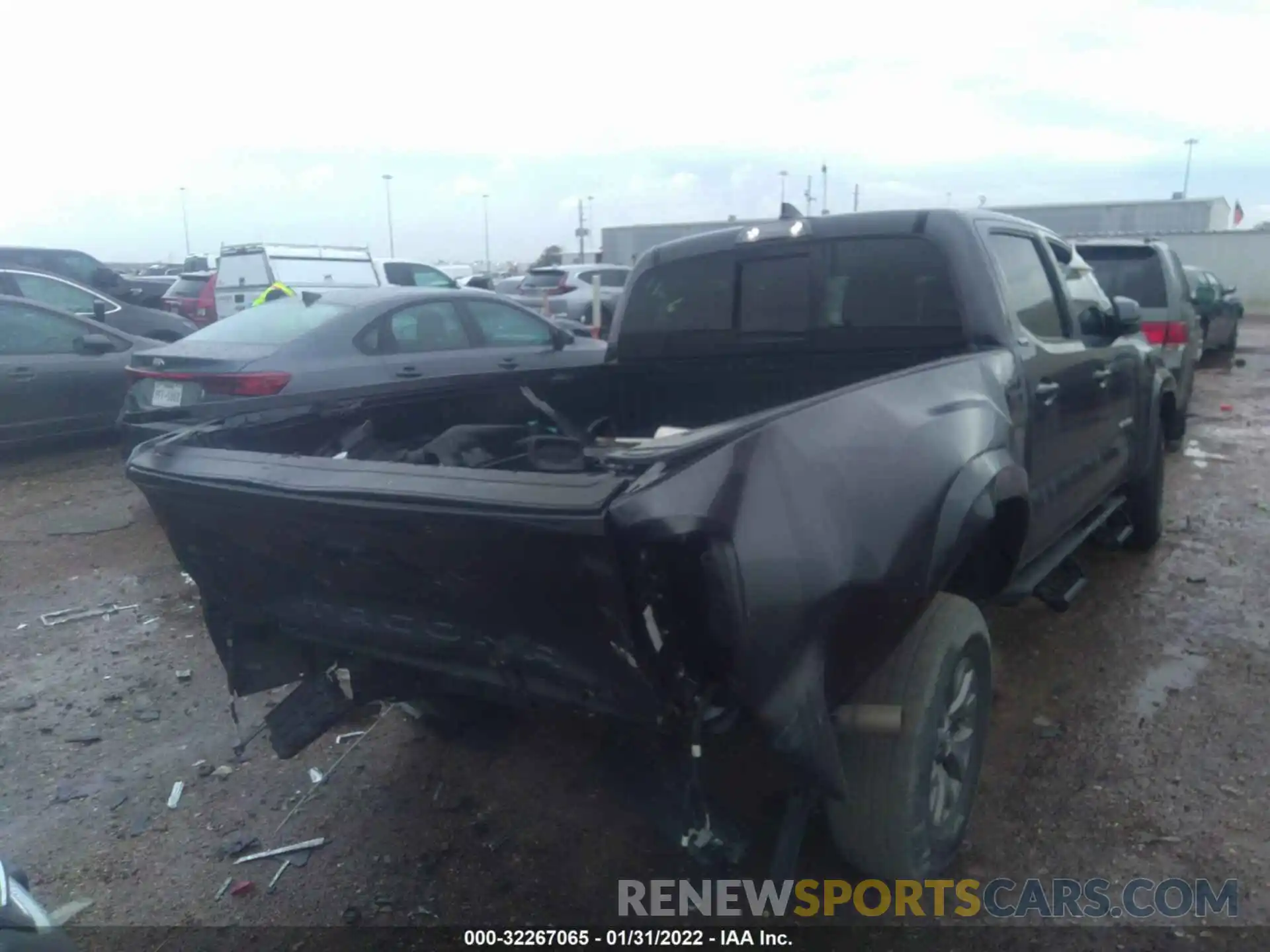 6 Photograph of a damaged car 5TFBZ5DN6KX004565 TOYOTA TACOMA 2WD 2019