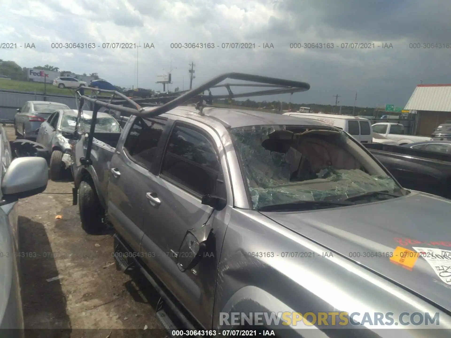 6 Photograph of a damaged car 5TFBZ5DN6KX004677 TOYOTA TACOMA 2WD 2019