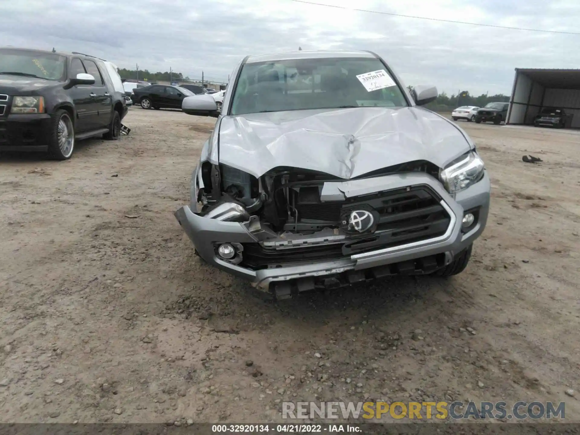 6 Photograph of a damaged car 5TFRX5GN0KX153621 TOYOTA TACOMA 2WD 2019