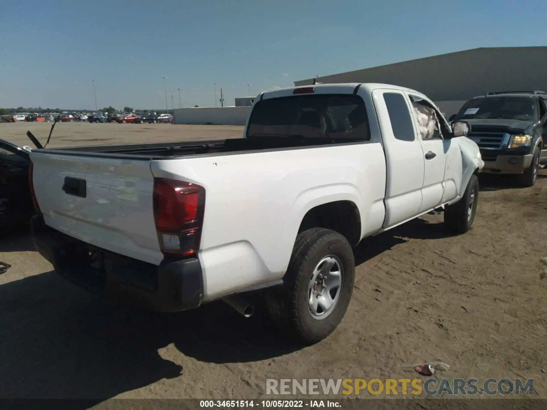 4 Фотография поврежденного автомобиля 5TFRX5GN1KX140747 TOYOTA TACOMA 2WD 2019