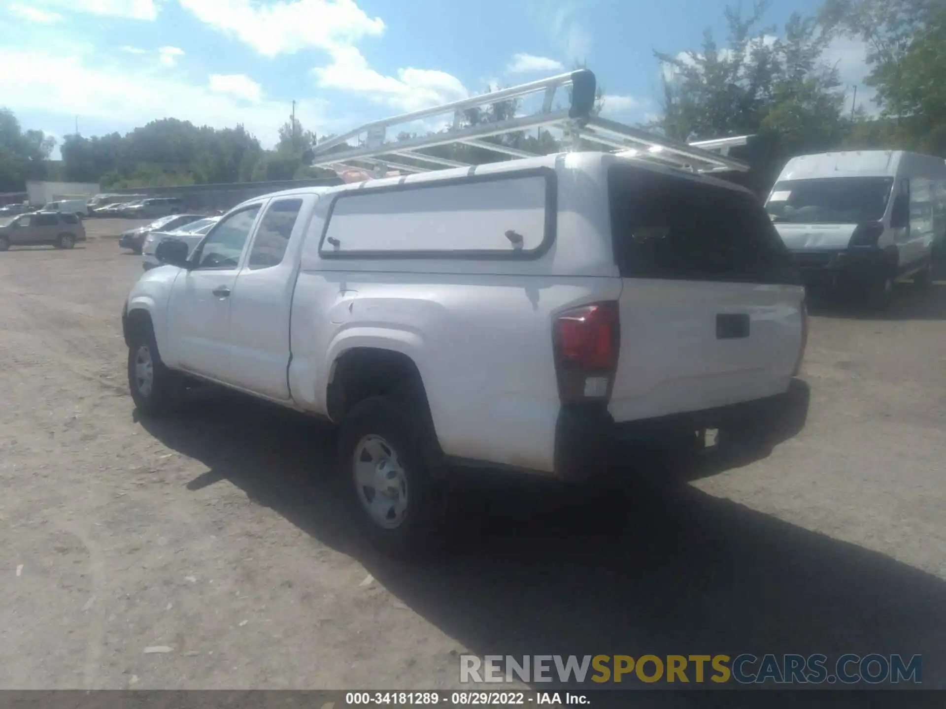 3 Фотография поврежденного автомобиля 5TFRX5GN1KX147648 TOYOTA TACOMA 2WD 2019