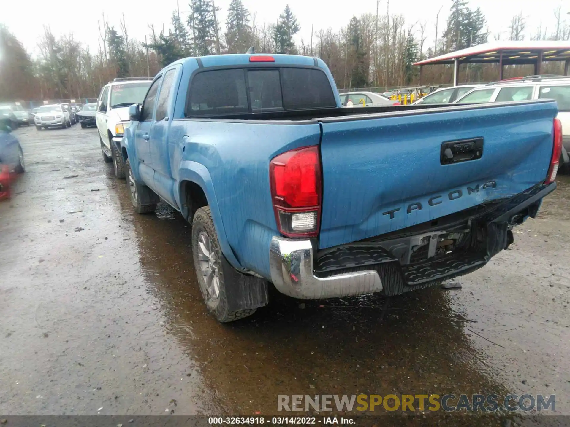 3 Photograph of a damaged car 5TFRX5GN1KX150243 TOYOTA TACOMA 2WD 2019