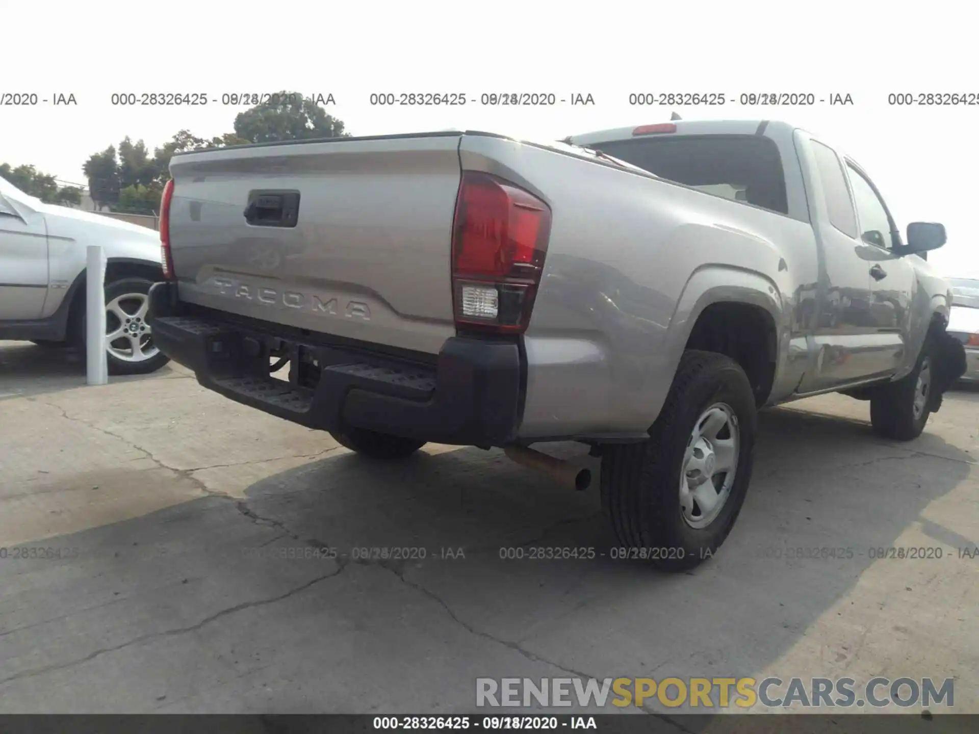 15 Photograph of a damaged car 5TFRX5GN1KX152106 TOYOTA TACOMA 2WD 2019