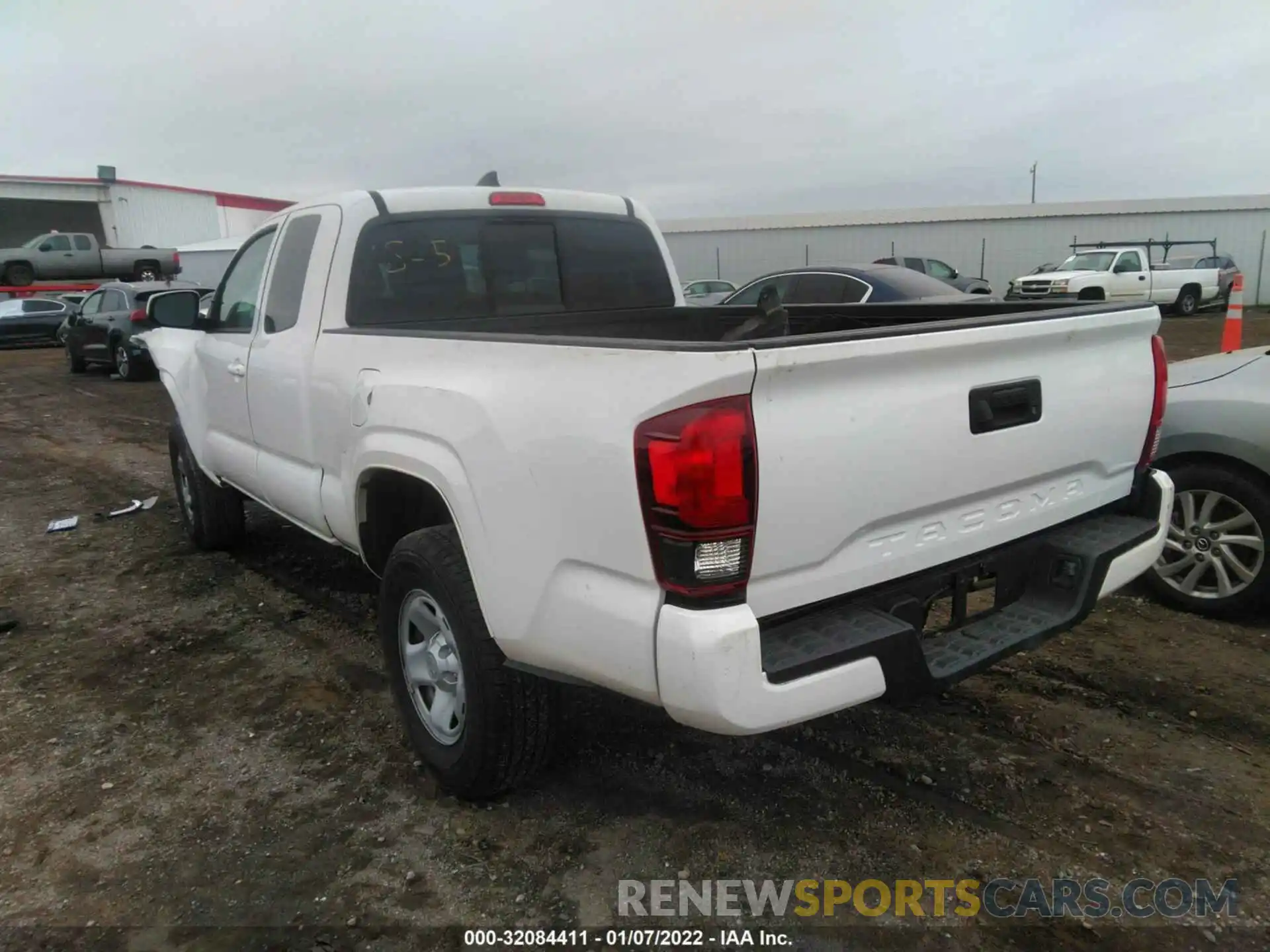 3 Фотография поврежденного автомобиля 5TFRX5GN1KX156804 TOYOTA TACOMA 2WD 2019