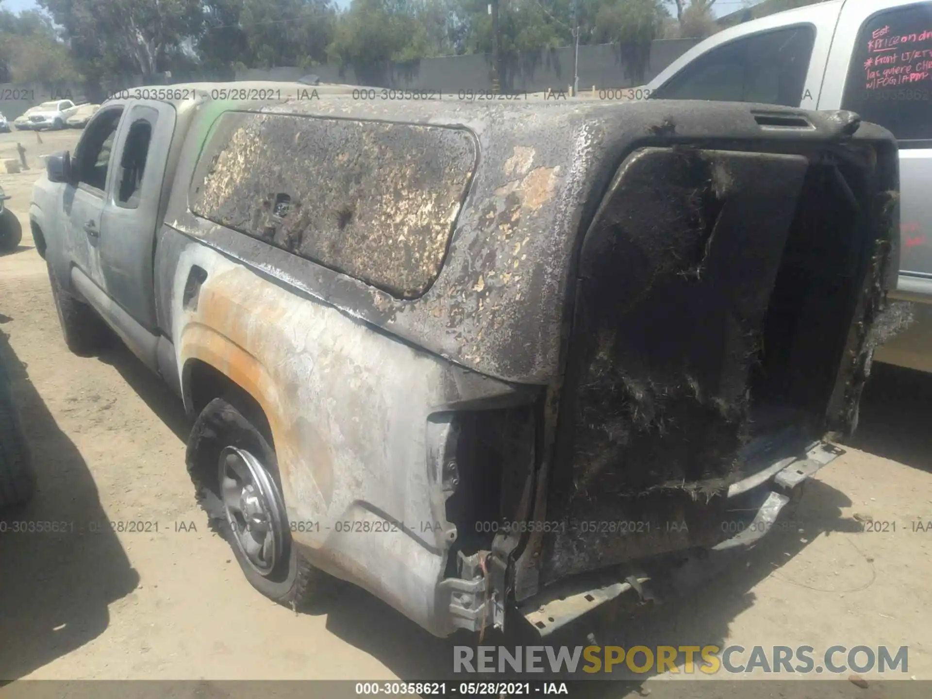 3 Photograph of a damaged car 5TFRX5GN2KX142619 TOYOTA TACOMA 2WD 2019