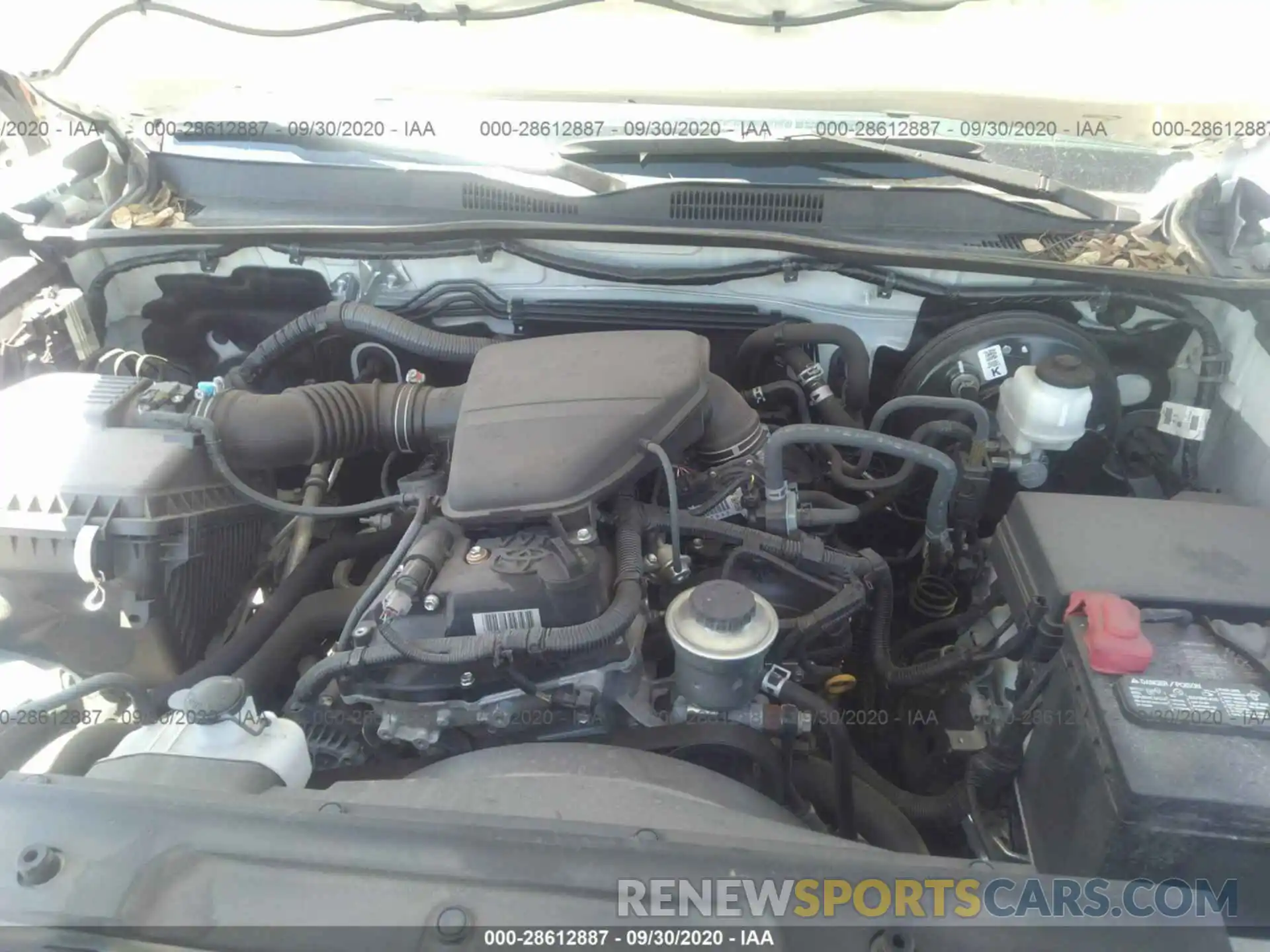 10 Photograph of a damaged car 5TFRX5GN5KX142887 TOYOTA TACOMA 2WD 2019