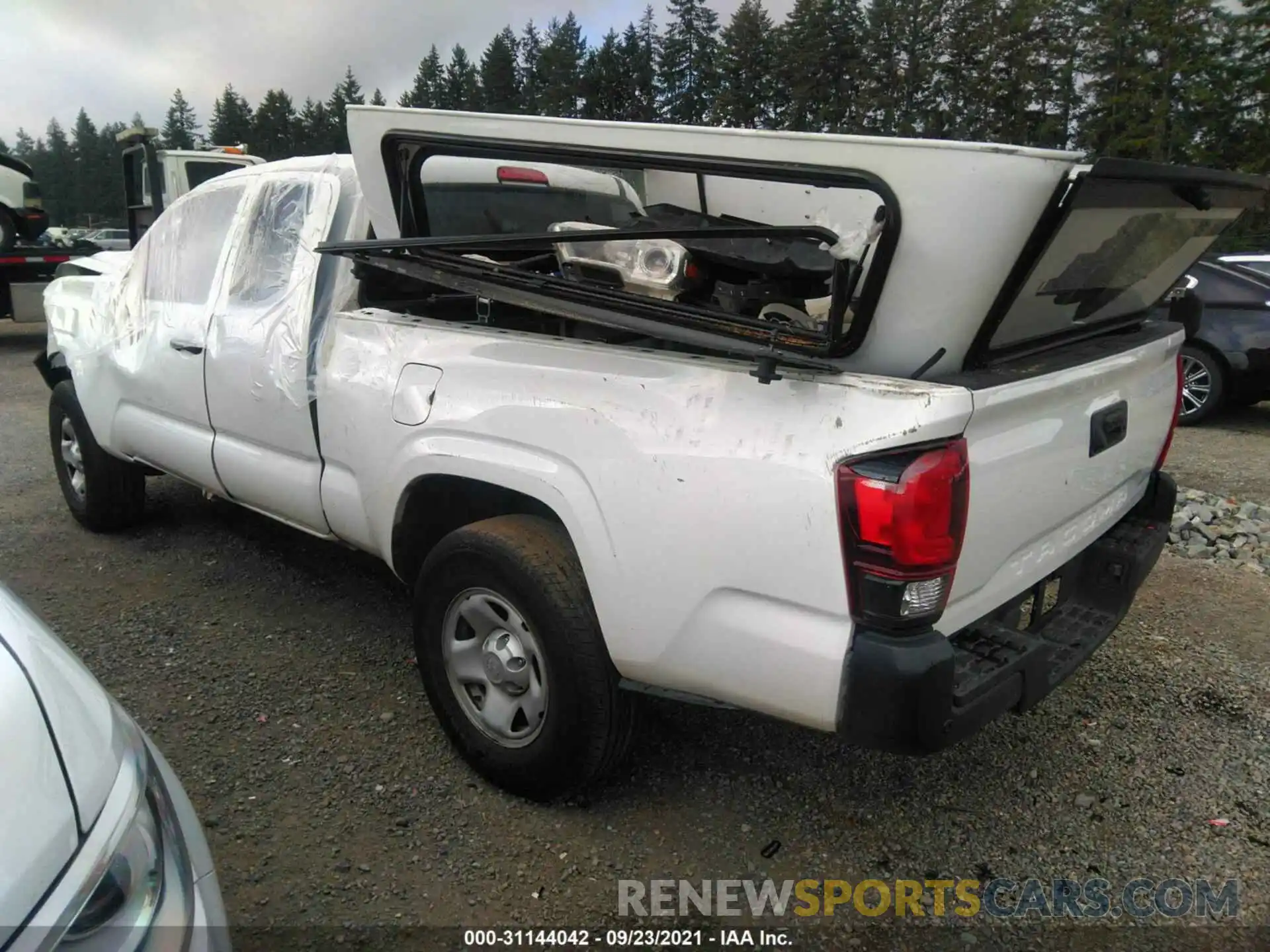 3 Photograph of a damaged car 5TFRX5GN6KX140985 TOYOTA TACOMA 2WD 2019