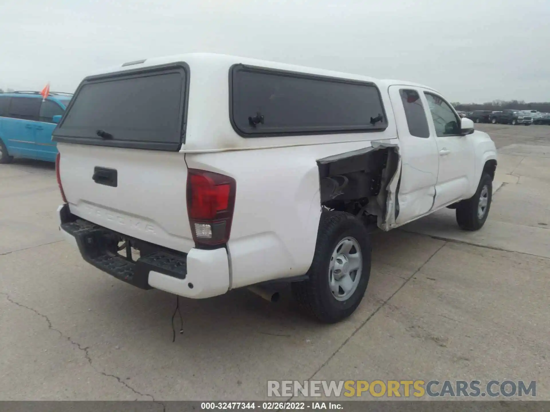 4 Photograph of a damaged car 5TFRX5GN6KX147659 TOYOTA TACOMA 2WD 2019