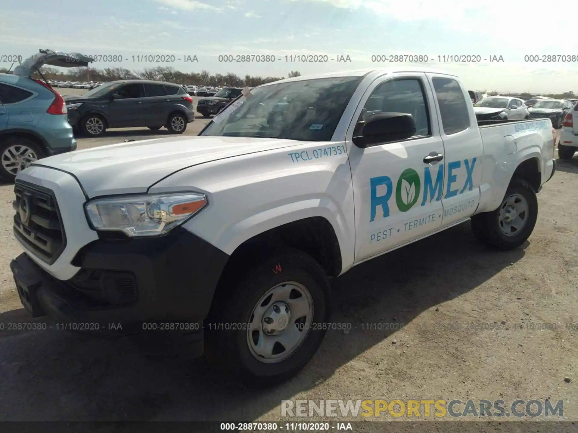 2 Photograph of a damaged car 5TFRX5GN6KX149525 TOYOTA TACOMA 2WD 2019