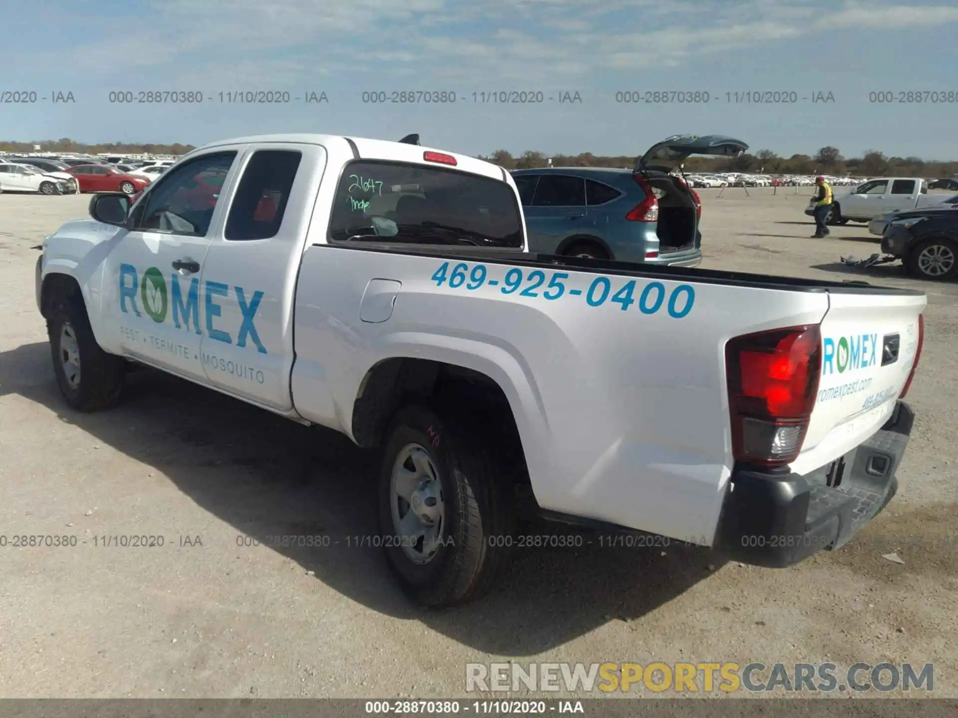 3 Photograph of a damaged car 5TFRX5GN6KX149525 TOYOTA TACOMA 2WD 2019