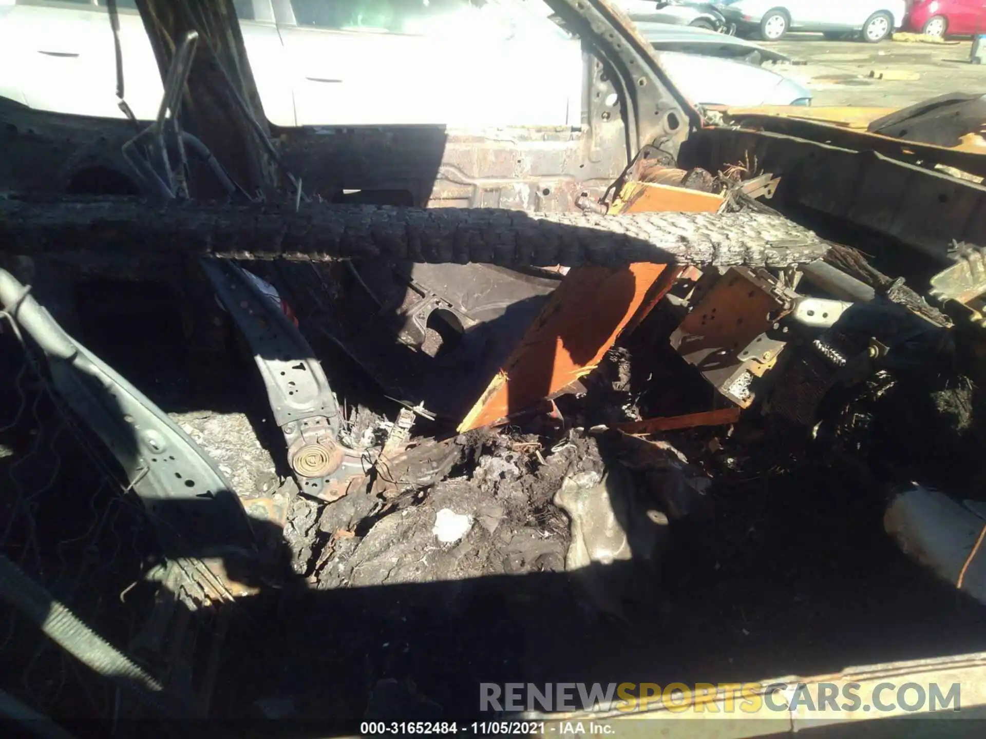 5 Photograph of a damaged car 5TFRX5GN6KX162498 TOYOTA TACOMA 2WD 2019