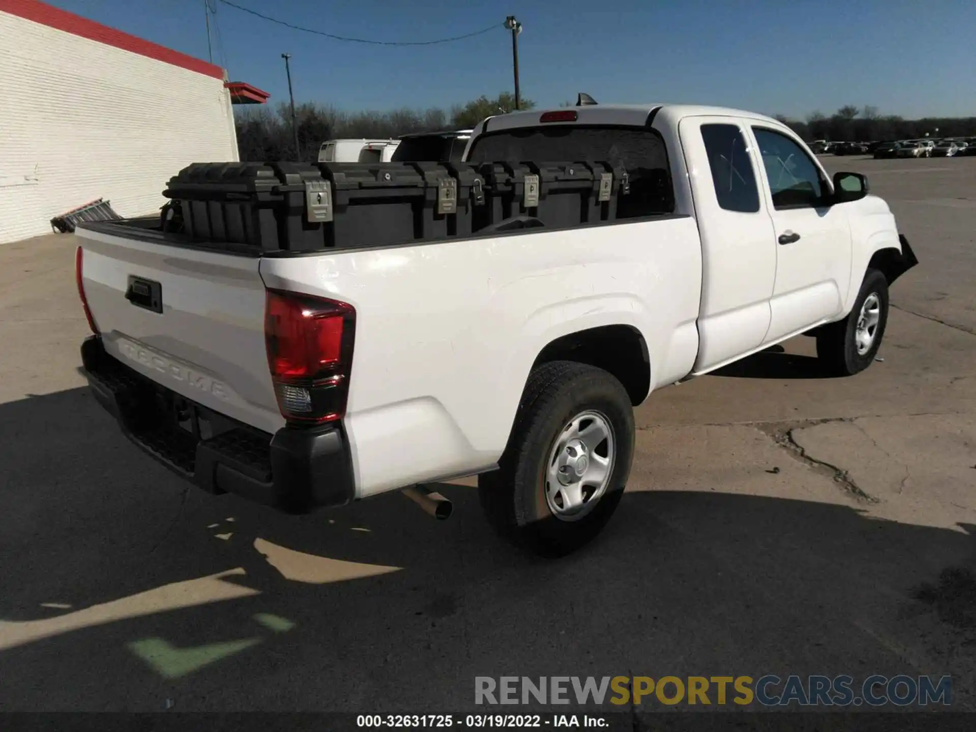 4 Photograph of a damaged car 5TFRX5GN7KX146536 TOYOTA TACOMA 2WD 2019