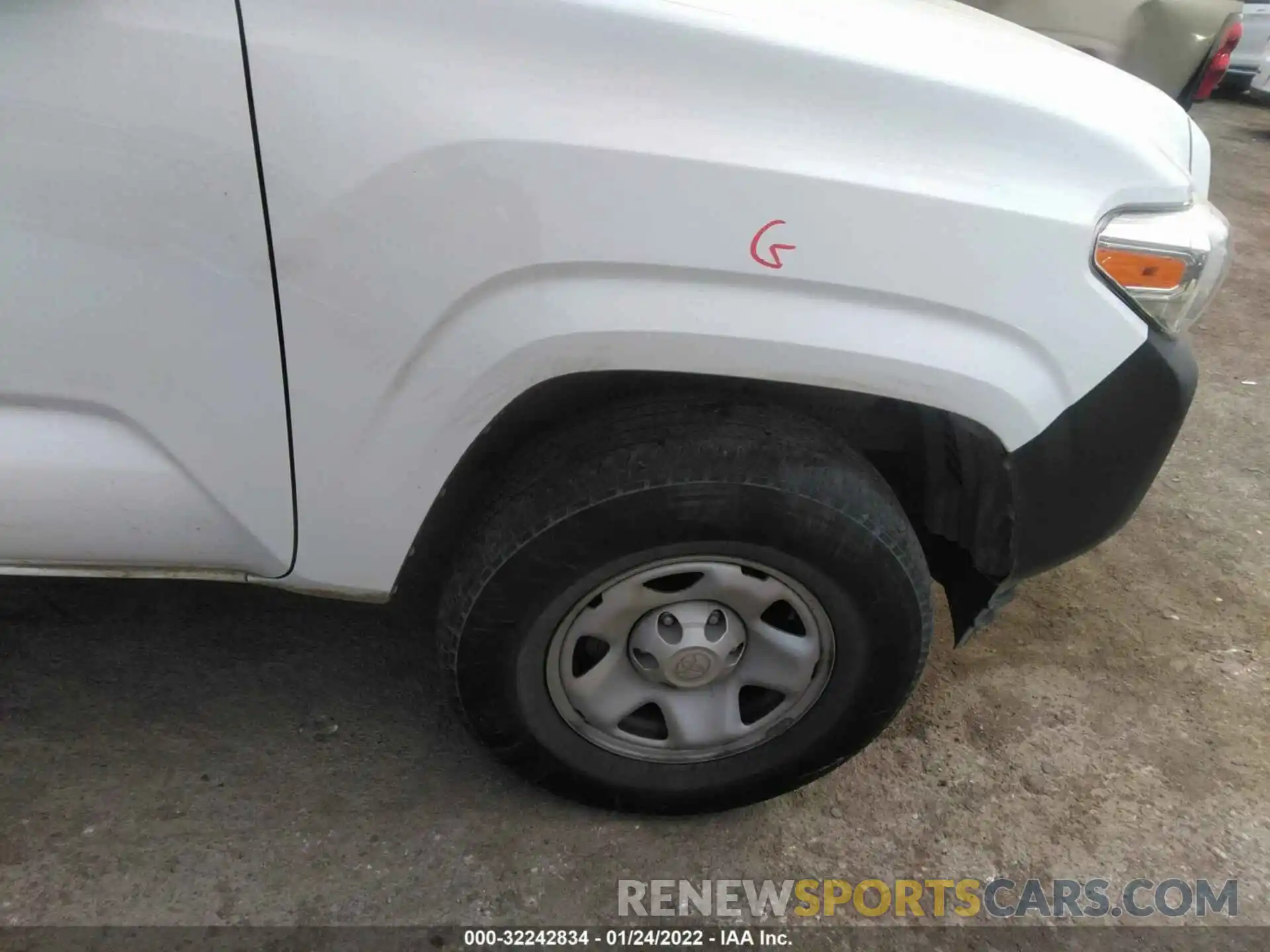 13 Photograph of a damaged car 5TFRX5GN7KX158783 TOYOTA TACOMA 2WD 2019