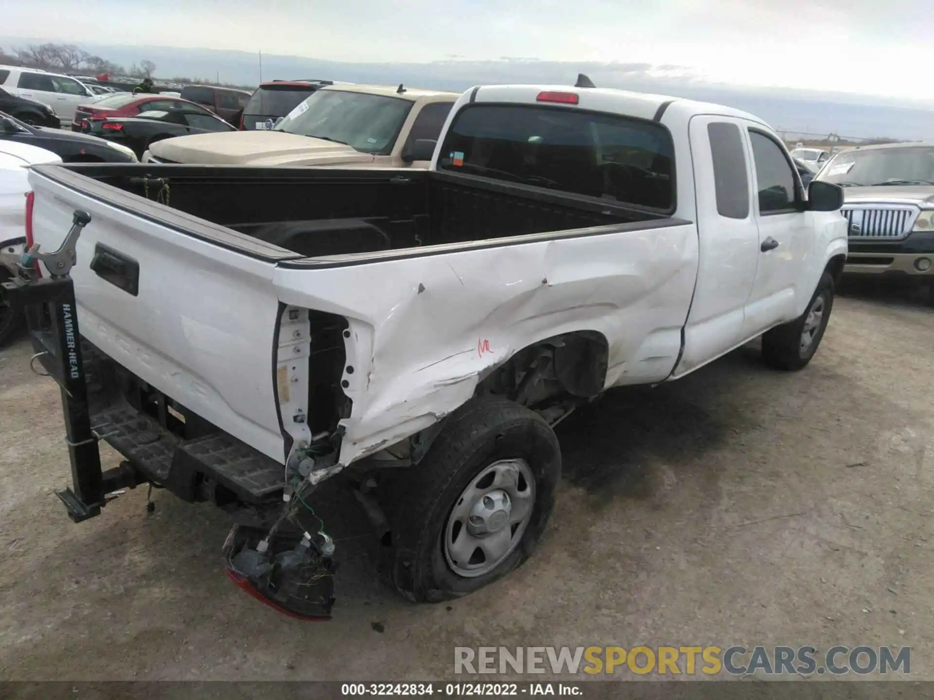 4 Фотография поврежденного автомобиля 5TFRX5GN7KX158783 TOYOTA TACOMA 2WD 2019