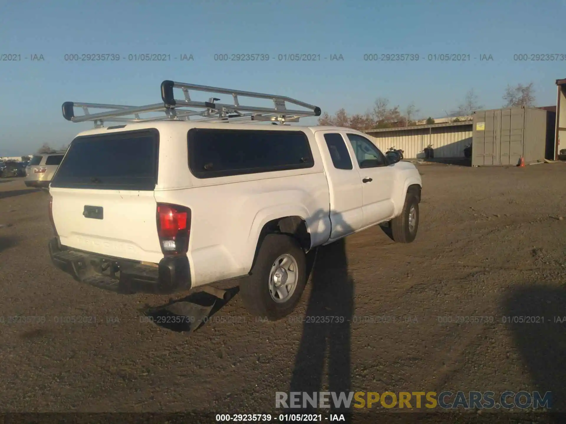 4 Фотография поврежденного автомобиля 5TFRX5GN8KX144519 TOYOTA TACOMA 2WD 2019