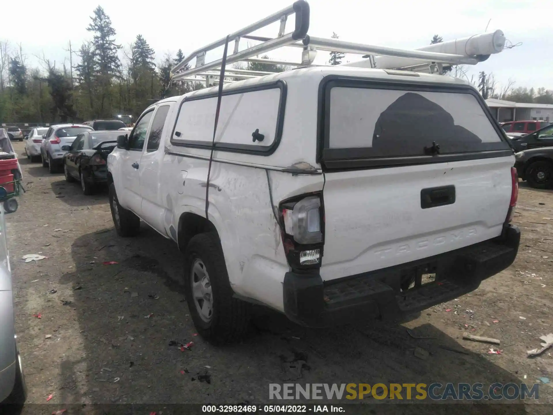 3 Photograph of a damaged car 5TFRX5GNXKX140598 TOYOTA TACOMA 2WD 2019