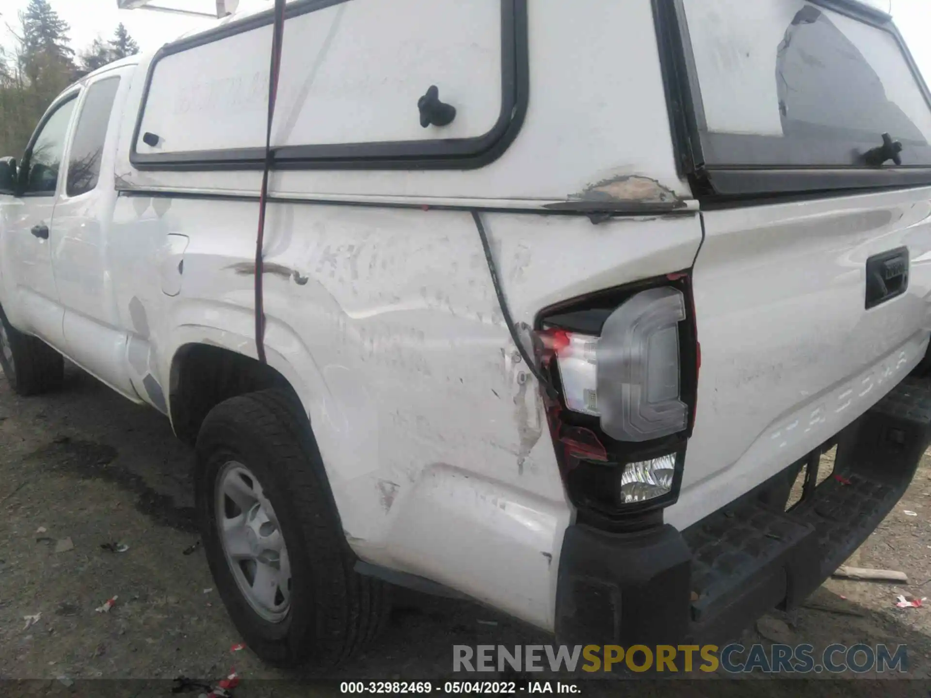 6 Photograph of a damaged car 5TFRX5GNXKX140598 TOYOTA TACOMA 2WD 2019