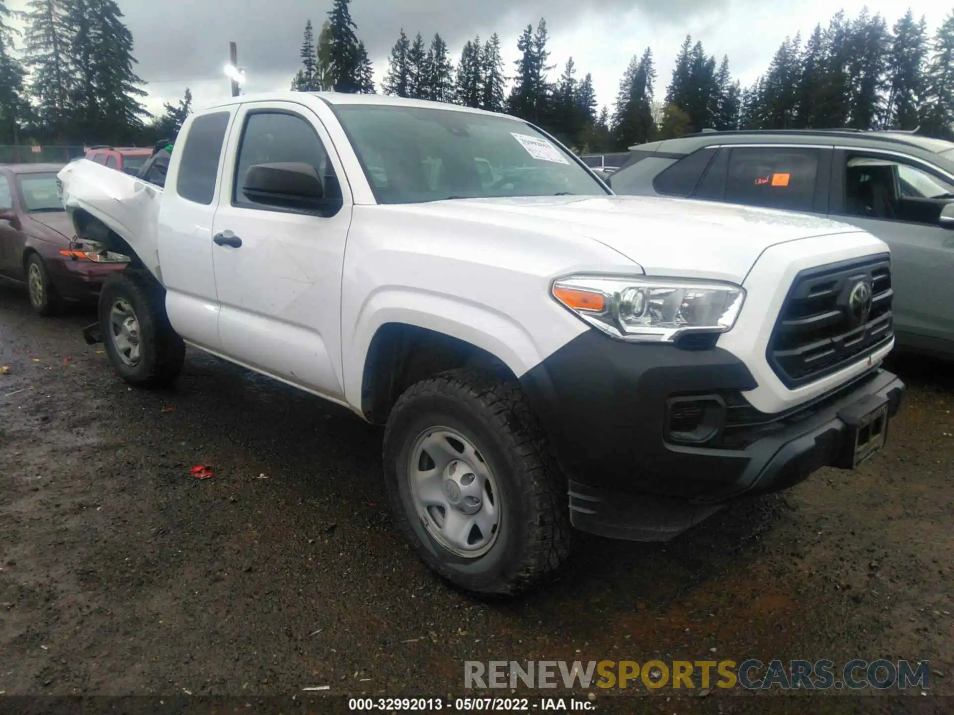 1 Photograph of a damaged car 5TFRX5GNXKX145204 TOYOTA TACOMA 2WD 2019