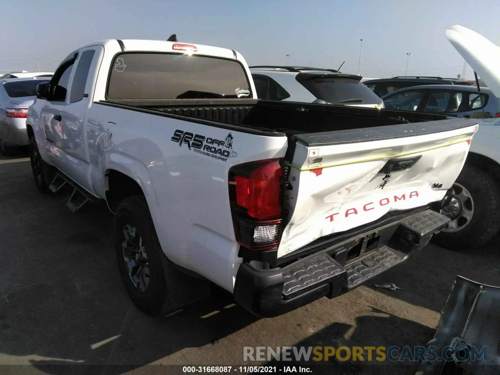 3 Photograph of a damaged car 5TFRX5GNXKX148331 TOYOTA TACOMA 2WD 2019