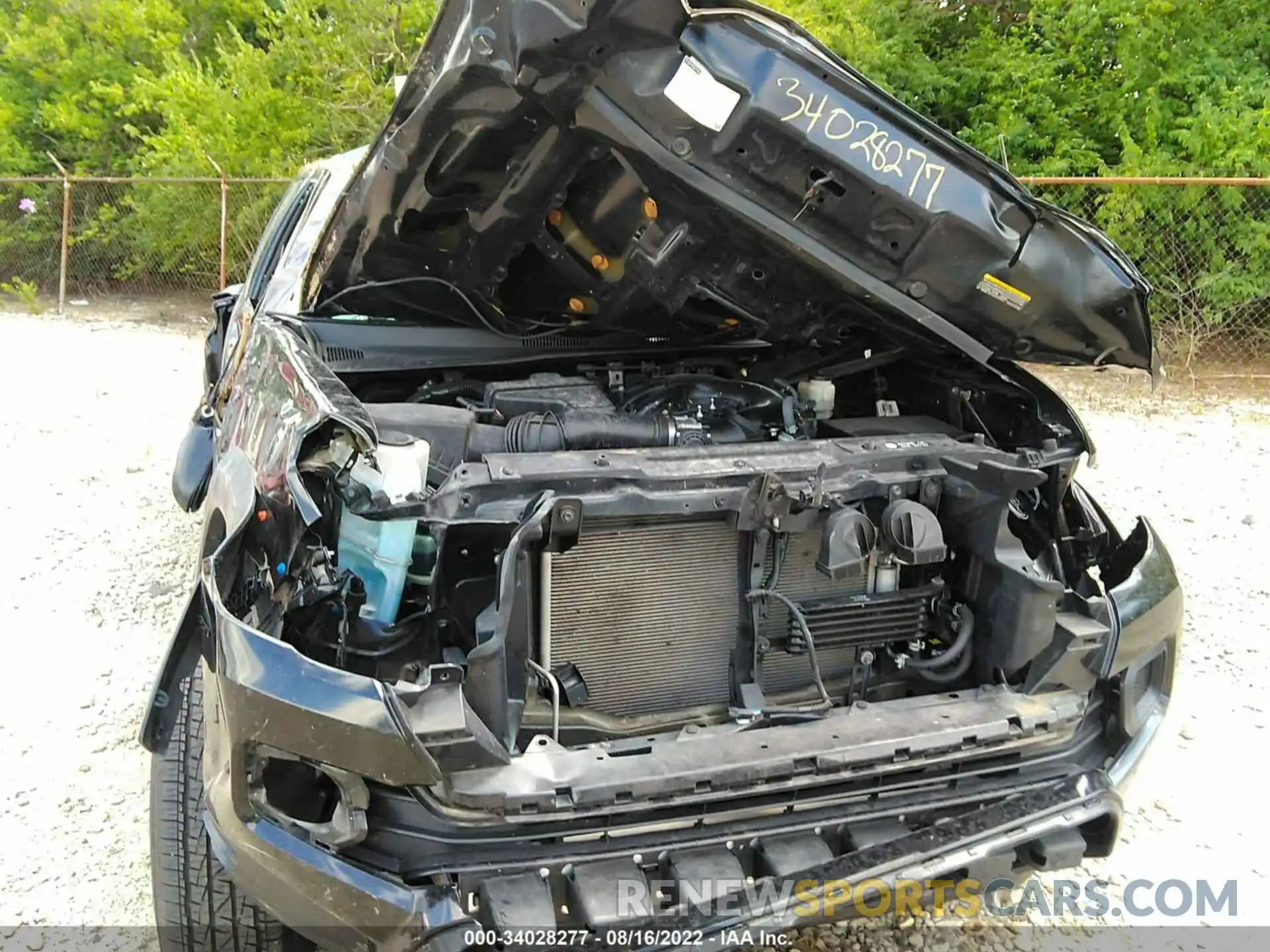 6 Photograph of a damaged car 5TFRZ5CN0KX076698 TOYOTA TACOMA 2WD 2019