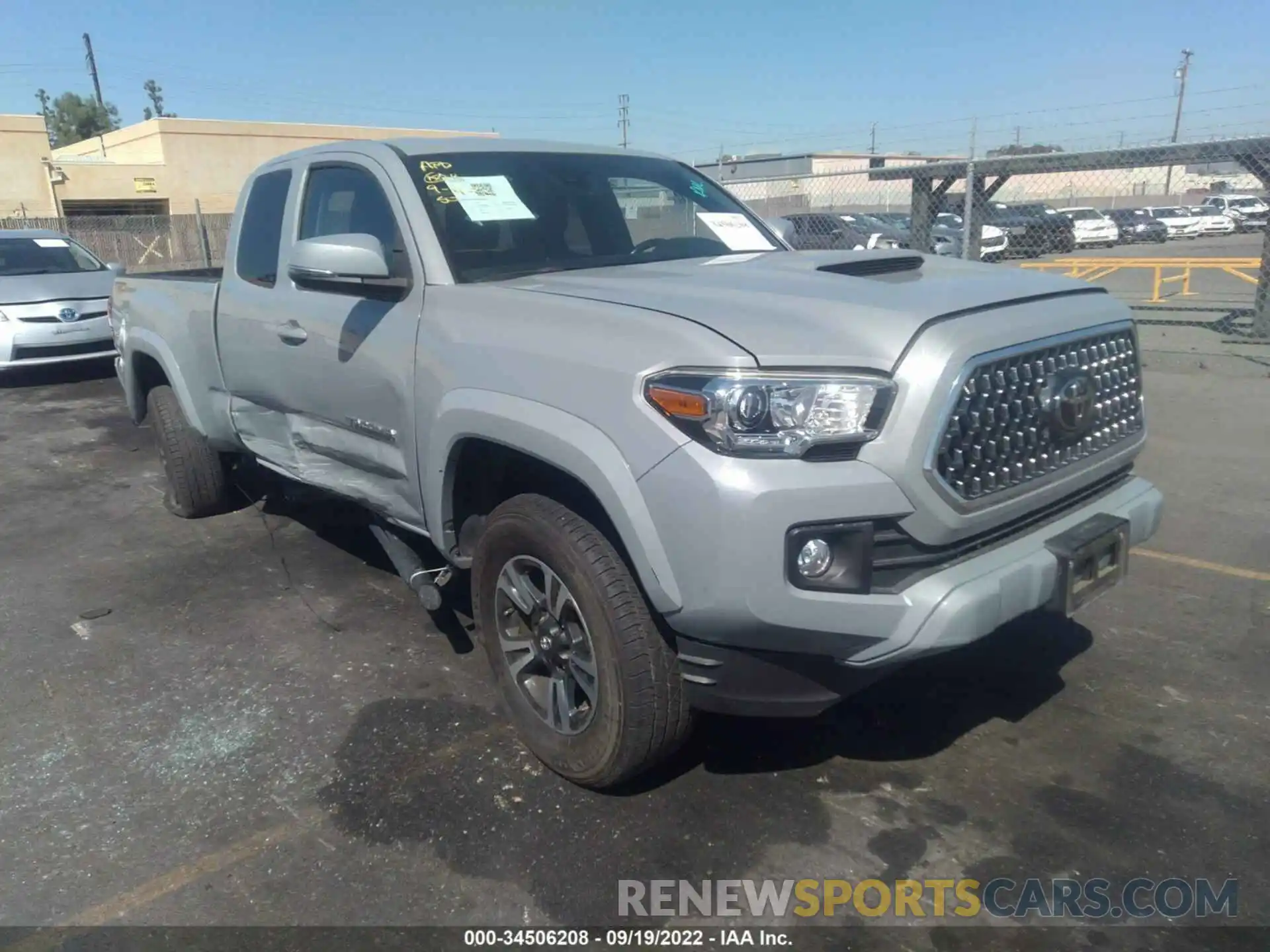 1 Фотография поврежденного автомобиля 5TFRZ5CN0KX079715 TOYOTA TACOMA 2WD 2019