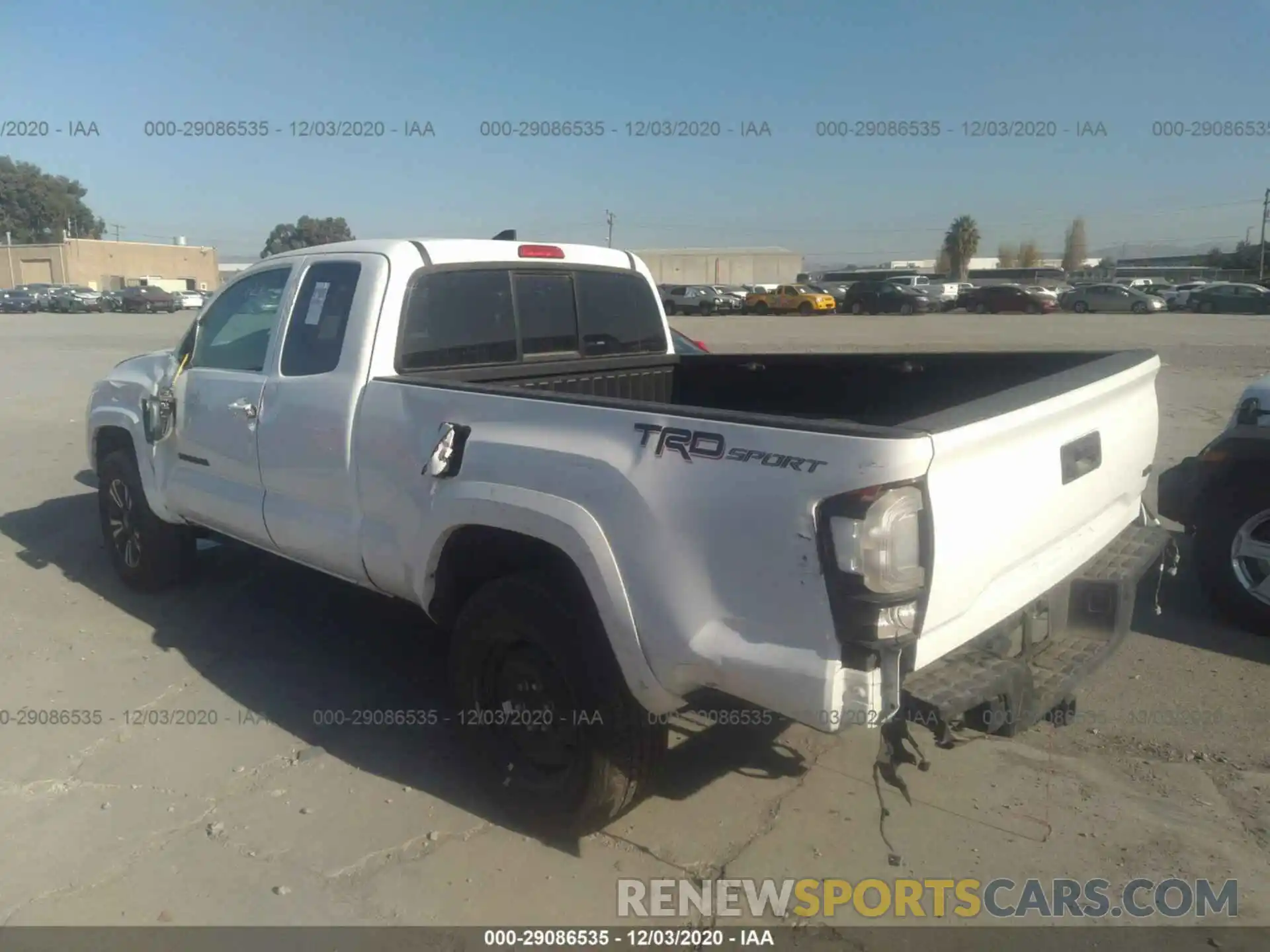 3 Photograph of a damaged car 5TFRZ5CN0KX082629 TOYOTA TACOMA 2WD 2019