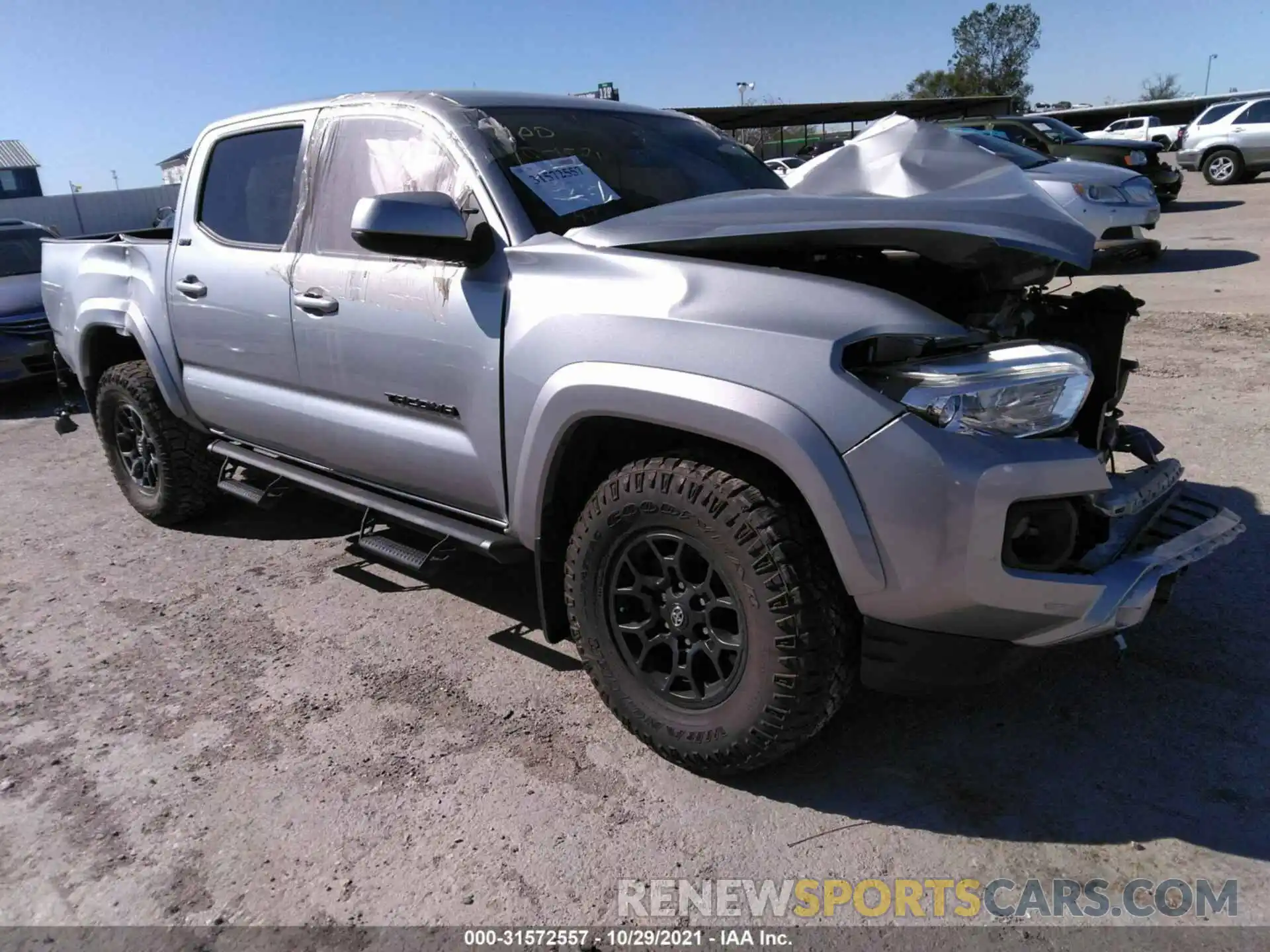 1 Photograph of a damaged car 3TMAZ5CN0LM118341 TOYOTA TACOMA 2WD 2020