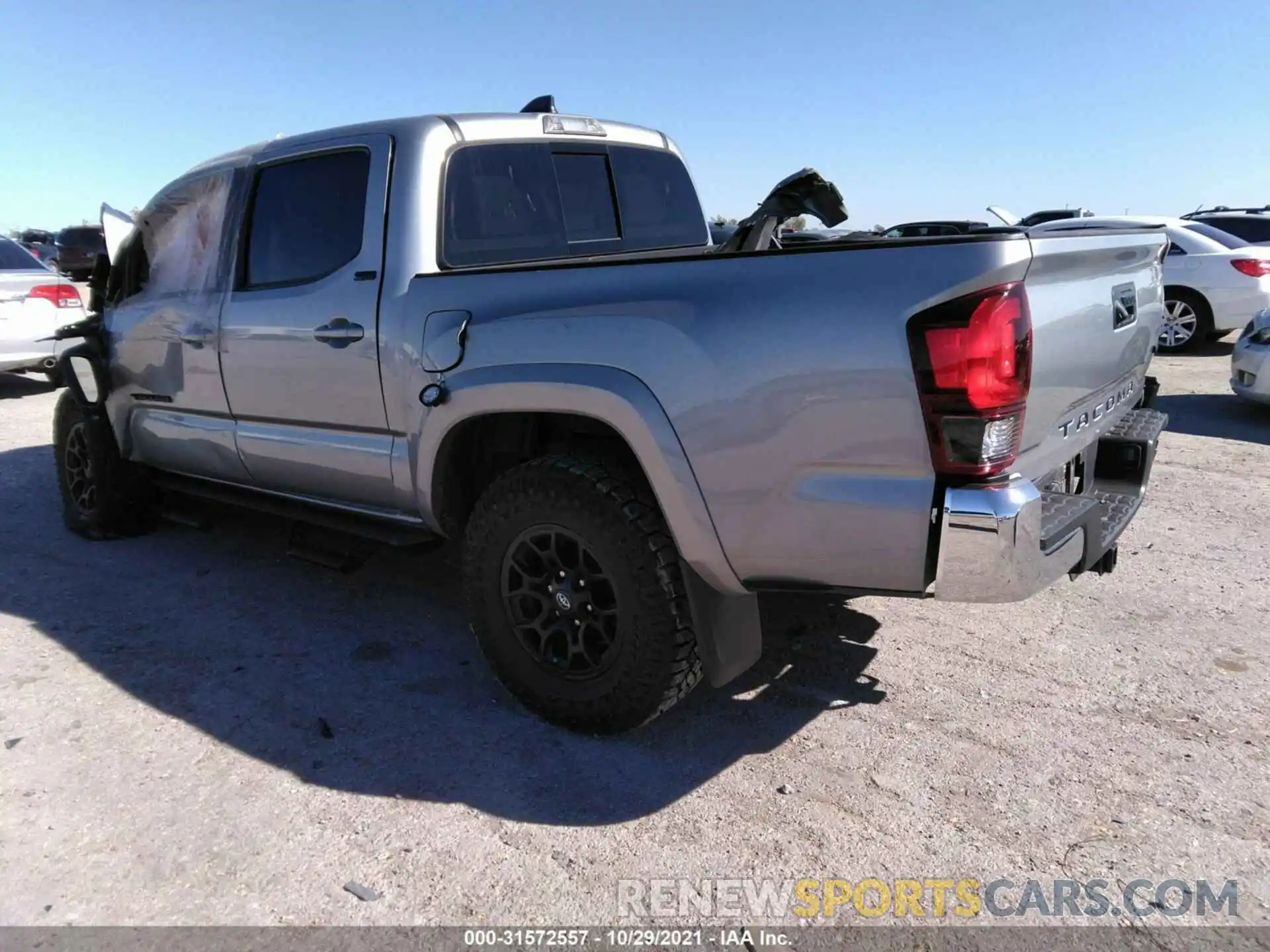 3 Photograph of a damaged car 3TMAZ5CN0LM118341 TOYOTA TACOMA 2WD 2020