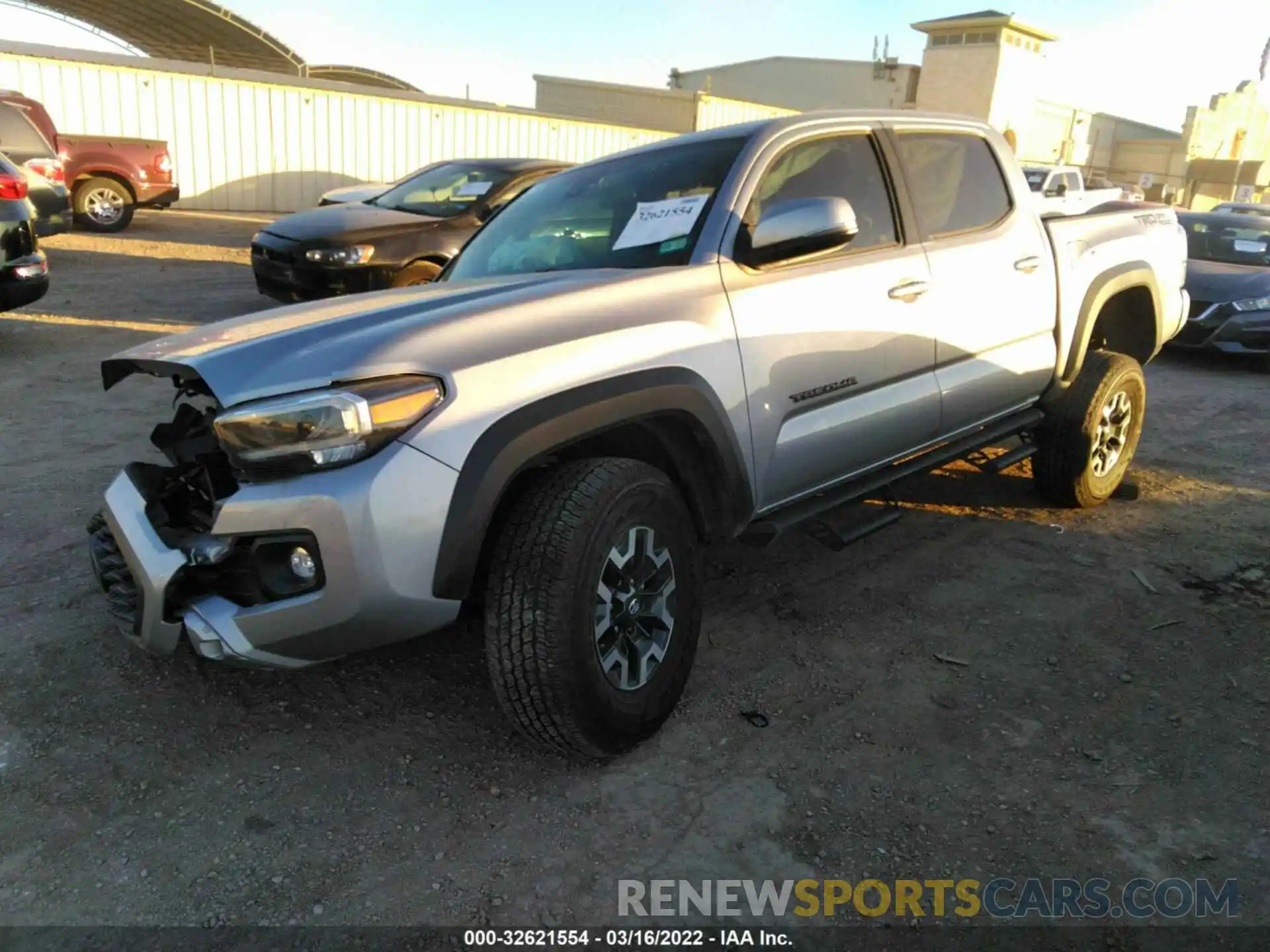 2 Photograph of a damaged car 3TMAZ5CN0LM123135 TOYOTA TACOMA 2WD 2020